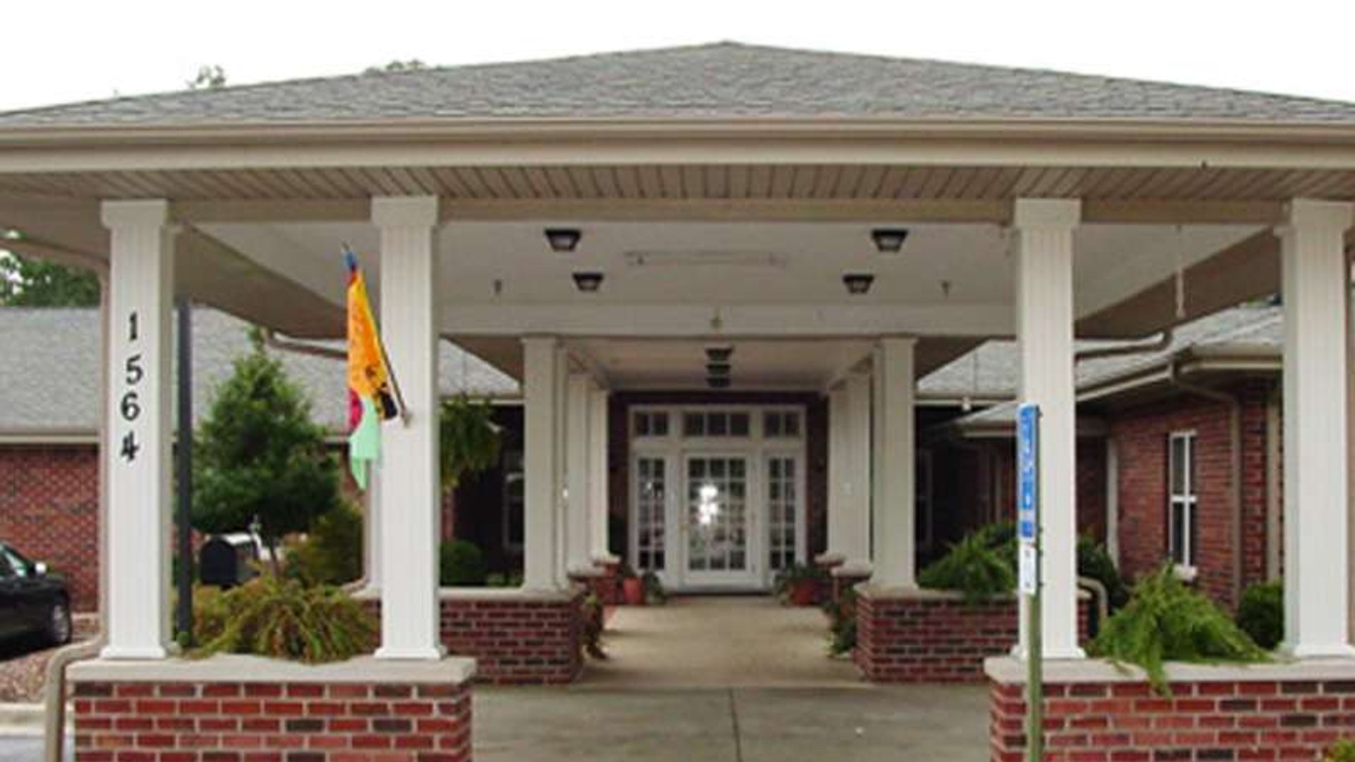 System.Collections.Generic.List`1[AFS.Common.Models.Photo] - Image 1