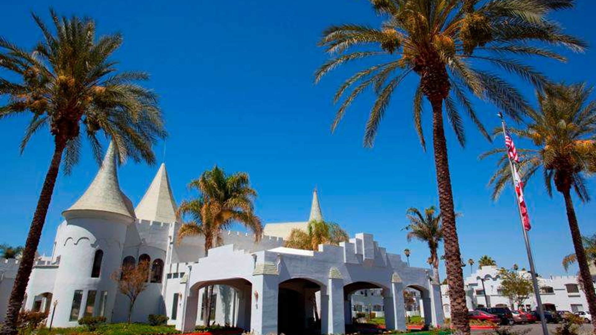 System.Collections.Generic.List`1[AFS.Common.Models.Photo] - Image 1