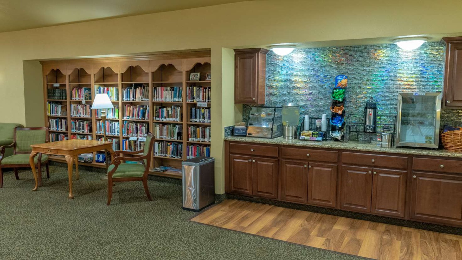 System.Collections.Generic.List`1[AFS.Common.Models.Photo] - Image 3