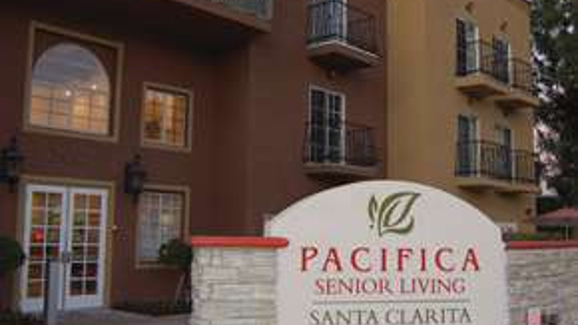 System.Collections.Generic.List`1[AFS.Common.Models.Photo] - Image 1