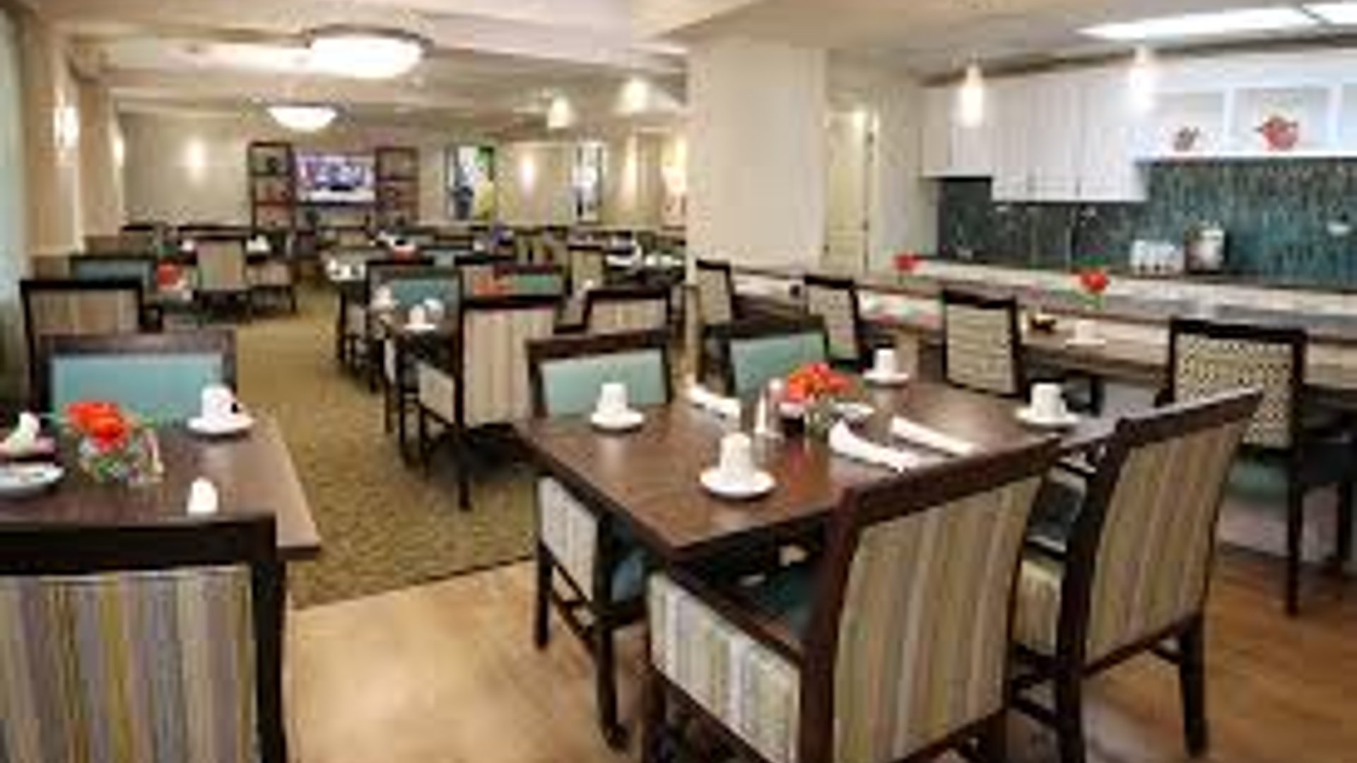 System.Collections.Generic.List`1[AFS.Common.Models.Photo] - Image 3