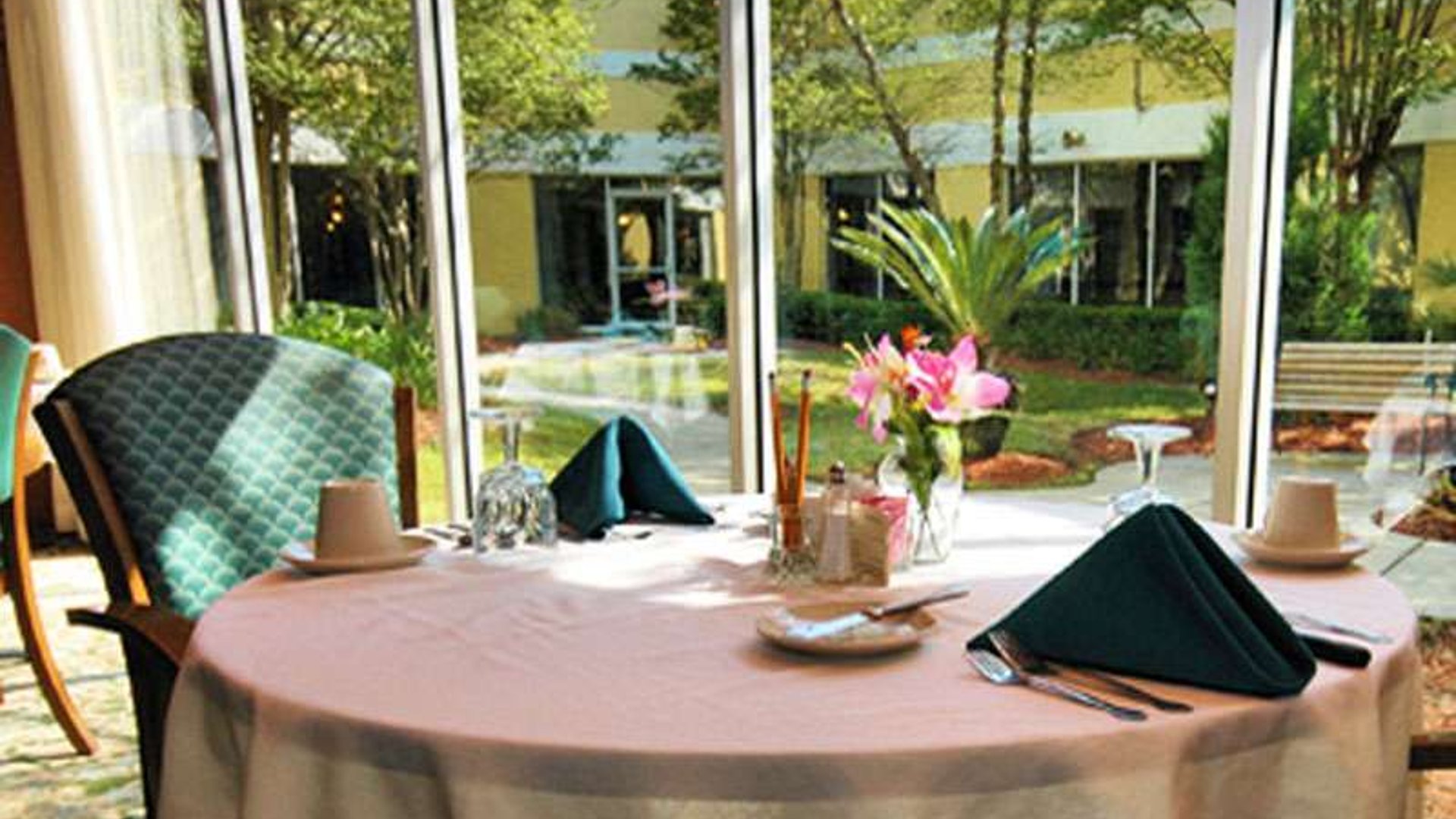 System.Collections.Generic.List`1[AFS.Common.Models.Photo] - Image 3