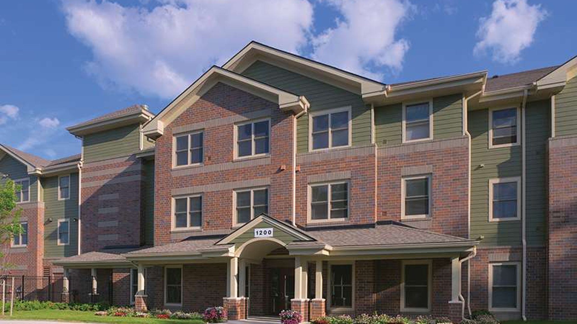 System.Collections.Generic.List`1[AFS.Common.Models.Photo] - Image 1