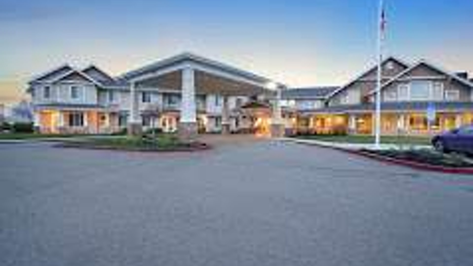 System.Collections.Generic.List`1[AFS.Common.Models.Photo] - Image 1