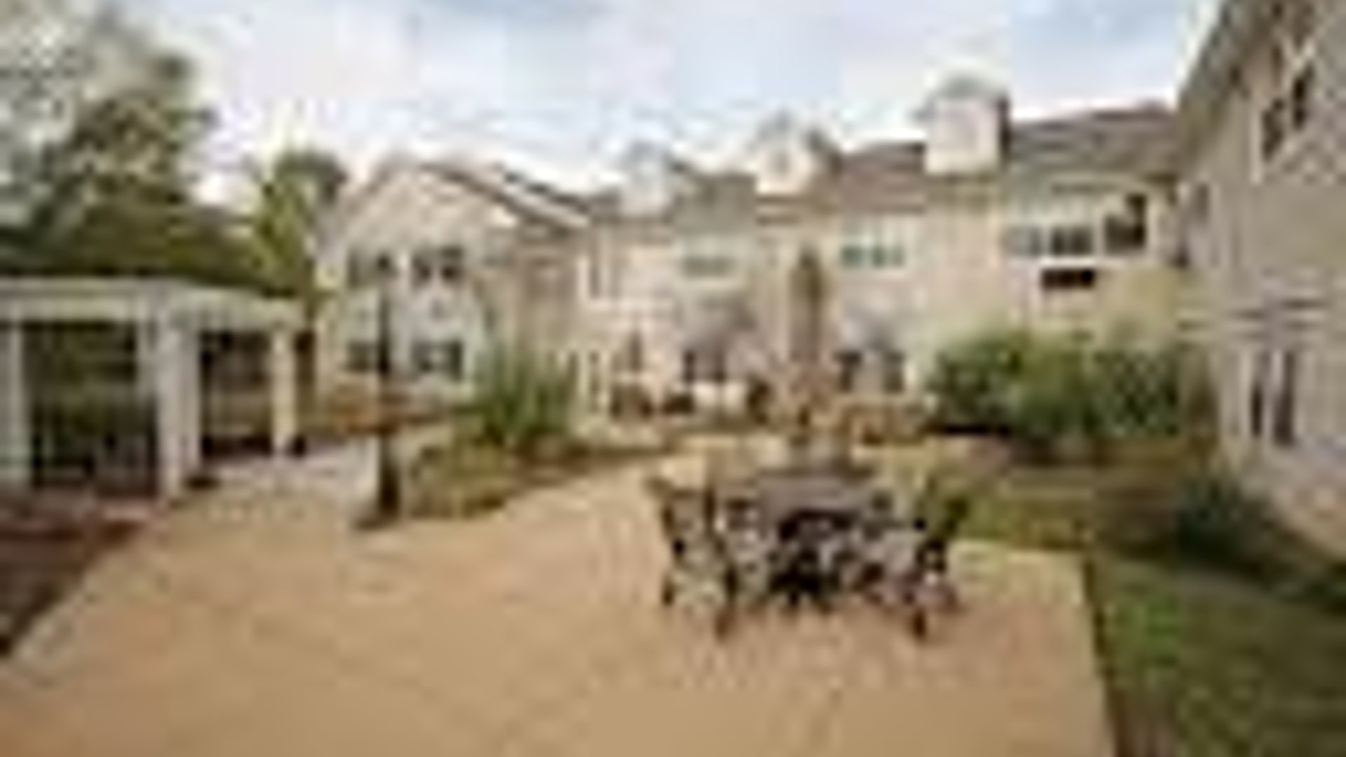 System.Collections.Generic.List`1[AFS.Common.Models.Photo] - Image 6