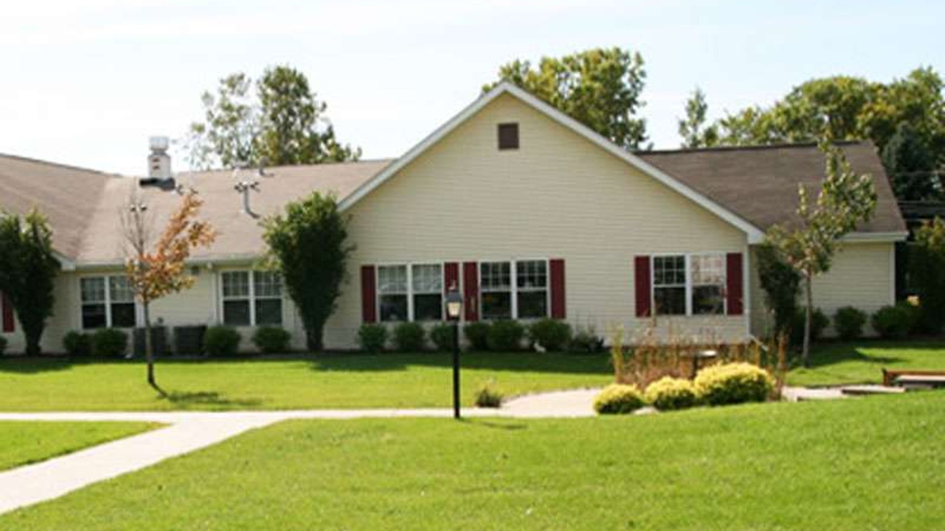 System.Collections.Generic.List`1[AFS.Common.Models.Photo] - Image 1