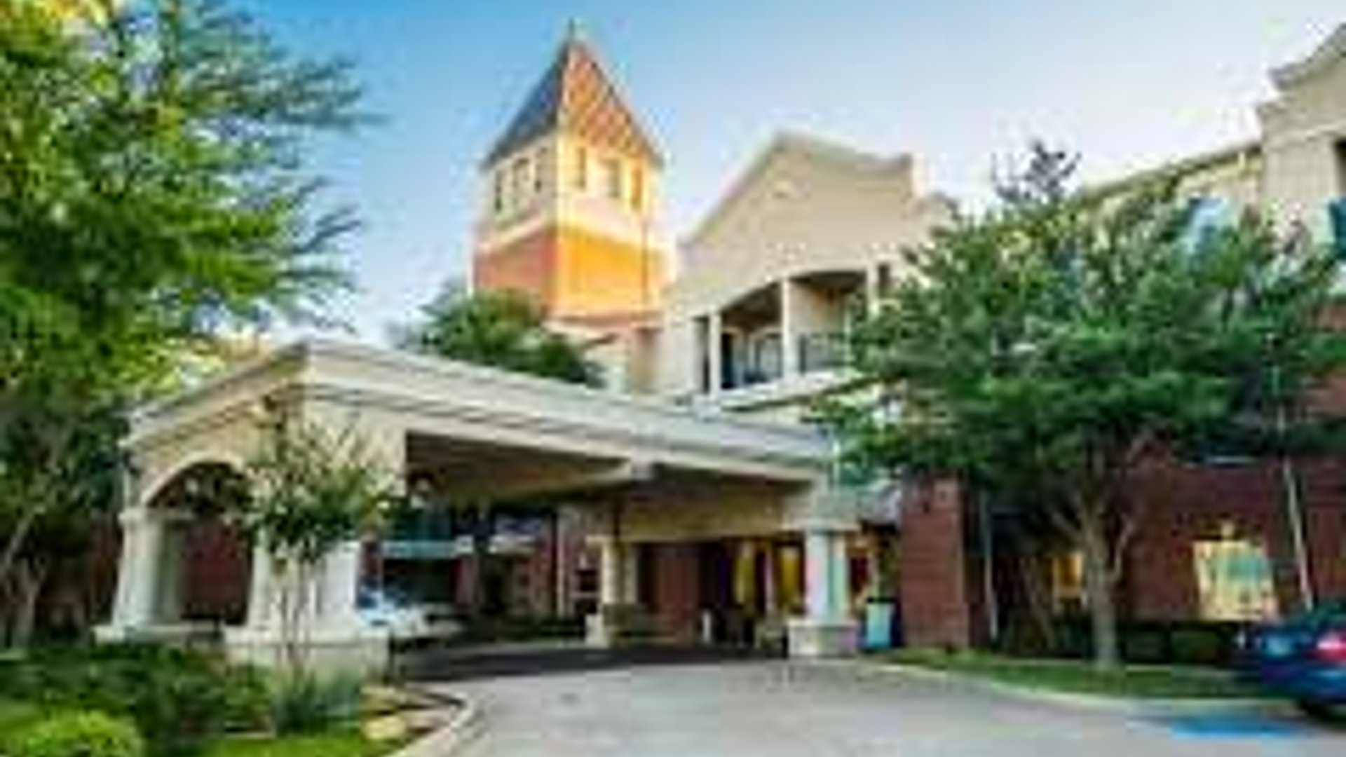 System.Collections.Generic.List`1[AFS.Common.Models.Photo] - Image 1