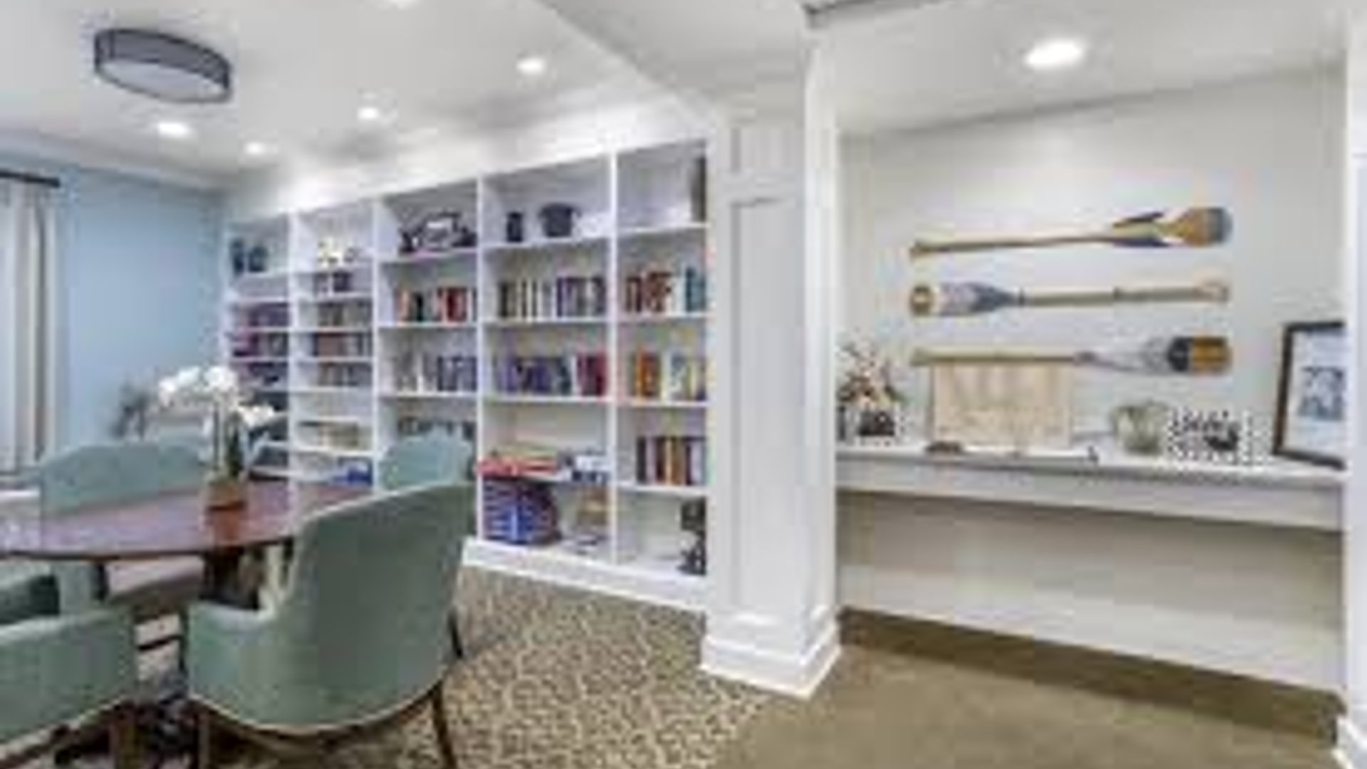 System.Collections.Generic.List`1[AFS.Common.Models.Photo] - Image 4