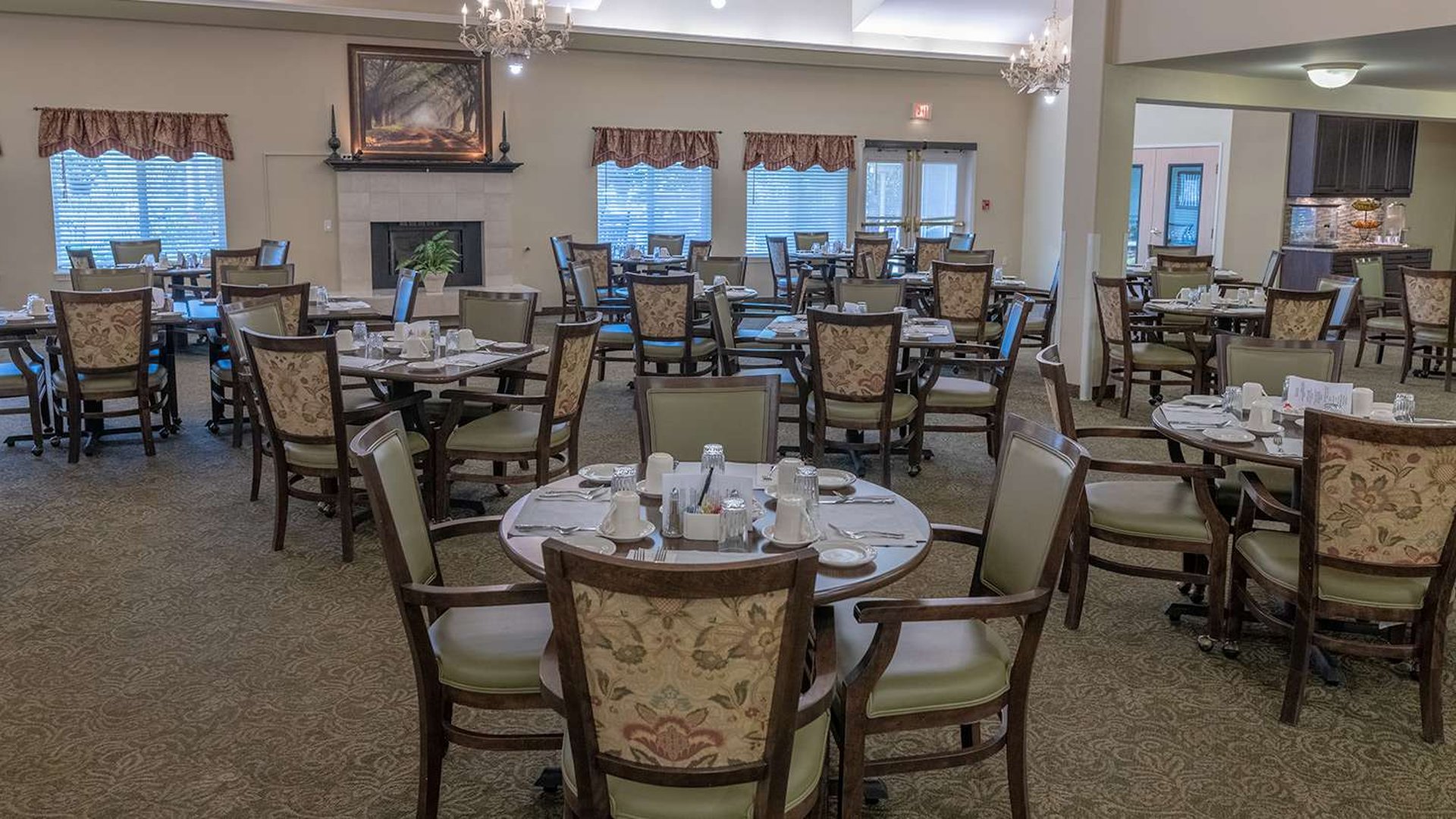 System.Collections.Generic.List`1[AFS.Common.Models.Photo] - Image 4