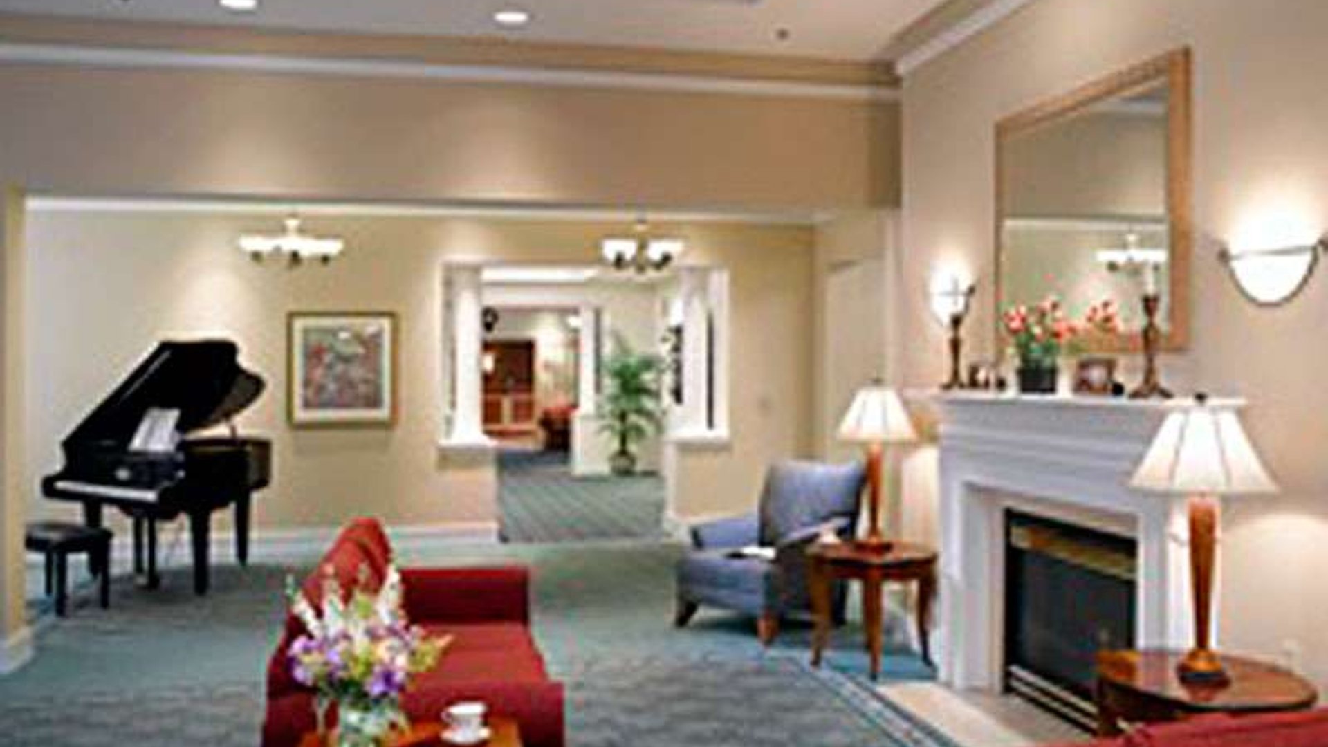 System.Collections.Generic.List`1[AFS.Common.Models.Photo] - Image 4