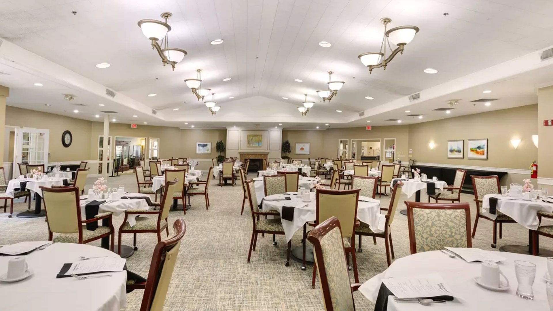 System.Collections.Generic.List`1[AFS.Common.Models.Photo] - Image 3