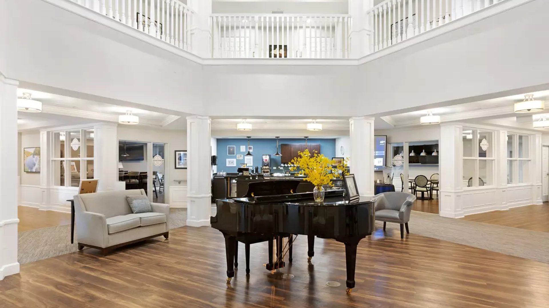 System.Collections.Generic.List`1[AFS.Common.Models.Photo] - Image 2