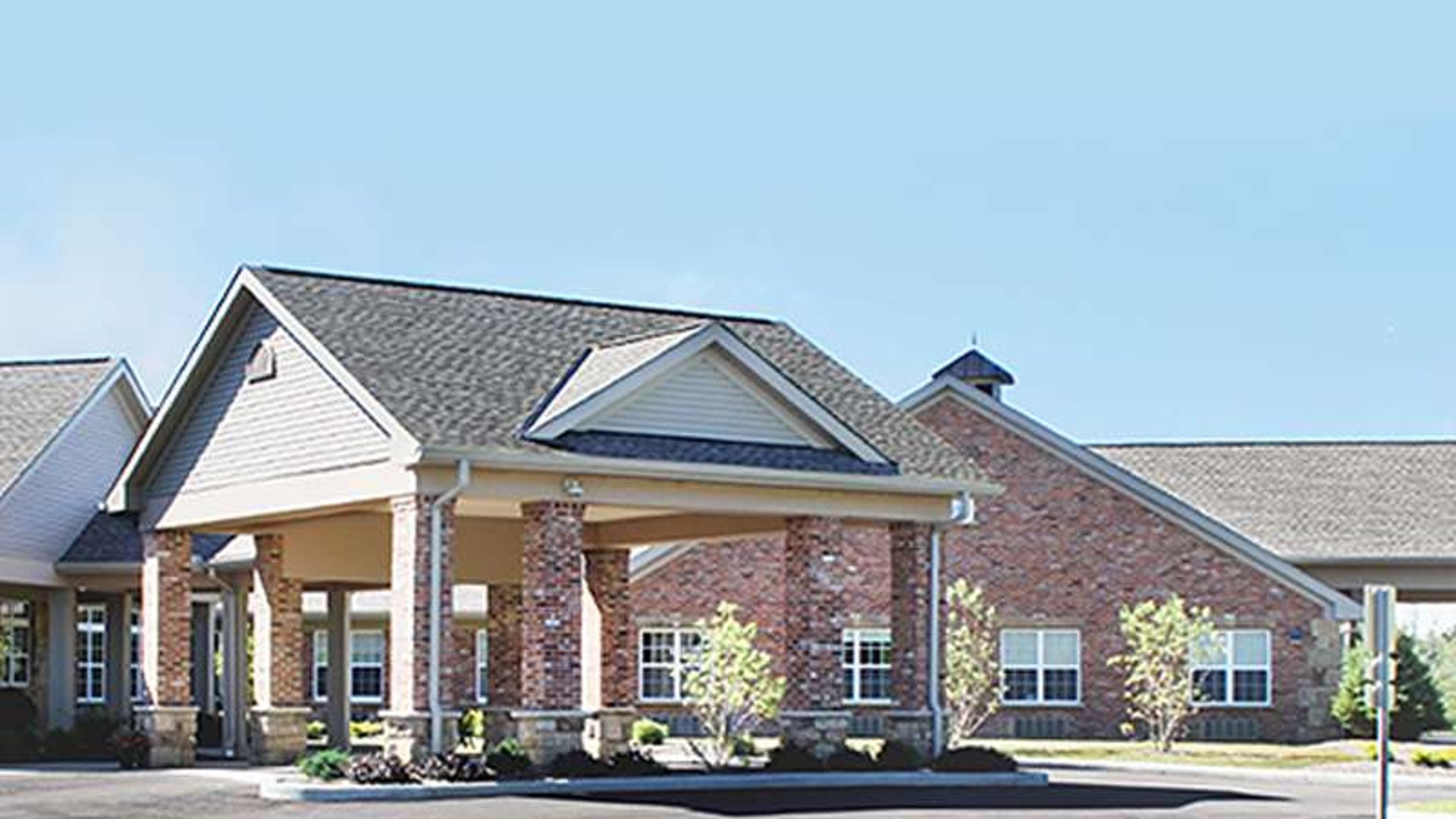 System.Collections.Generic.List`1[AFS.Common.Models.Photo] - Image 1