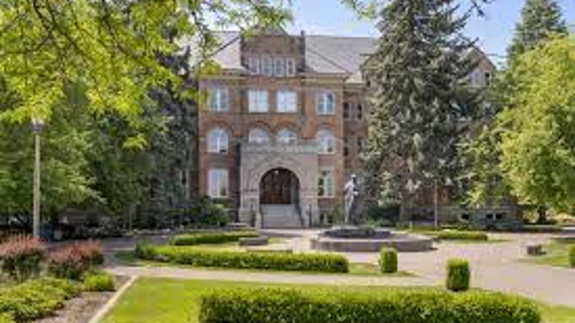 System.Collections.Generic.List`1[AFS.Common.Models.Photo] - Image 1