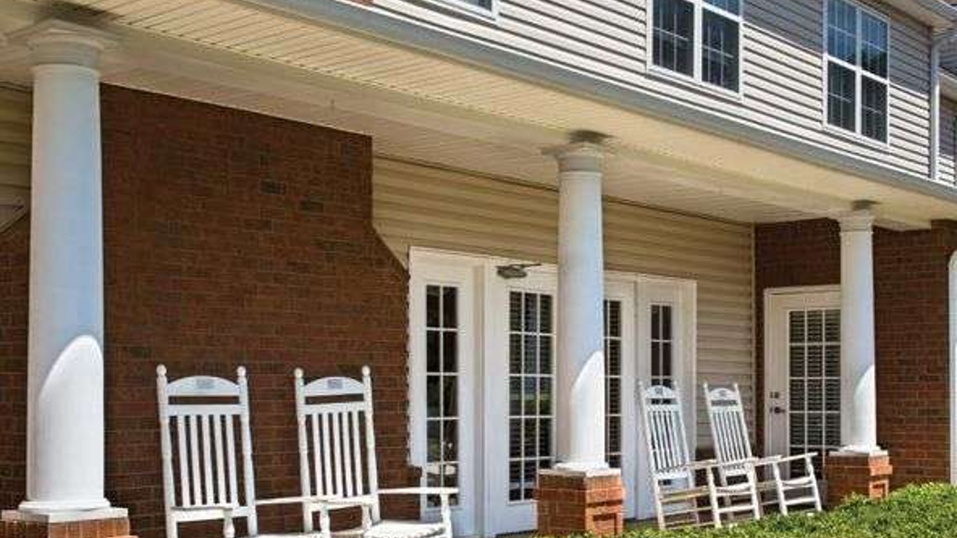 System.Collections.Generic.List`1[AFS.Common.Models.Photo] - Image 6