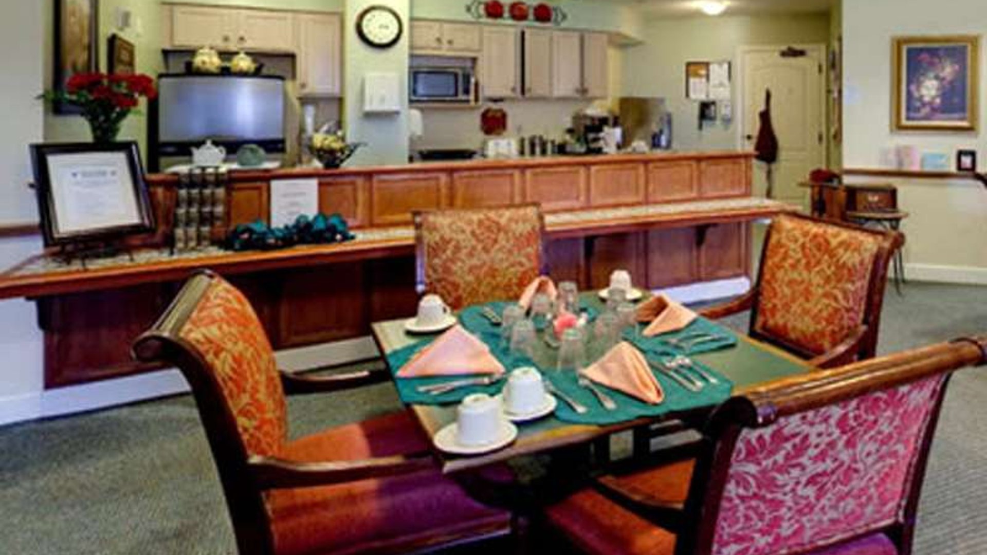 System.Collections.Generic.List`1[AFS.Common.Models.Photo] - Image 2