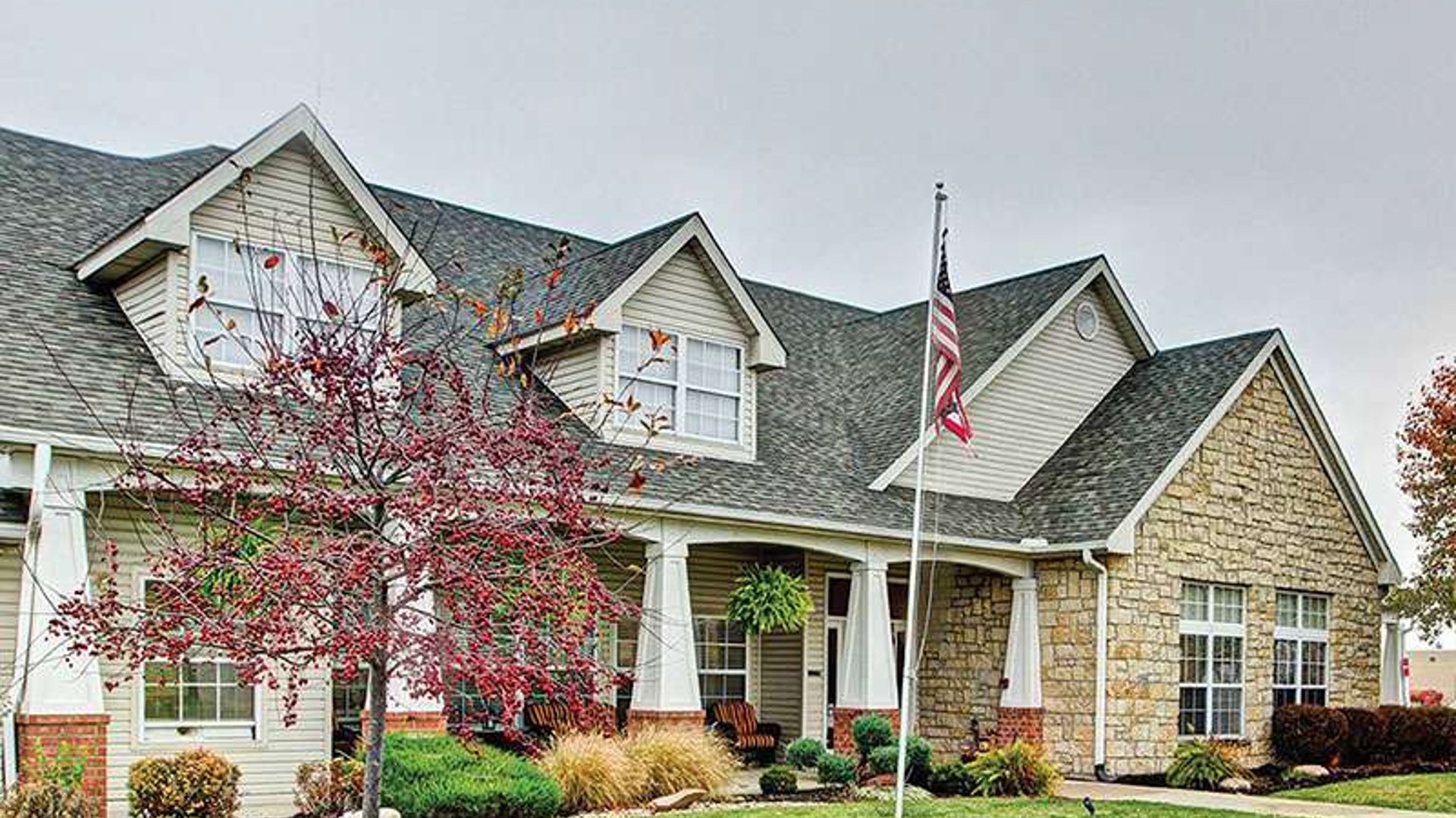 System.Collections.Generic.List`1[AFS.Common.Models.Photo] - Image 1