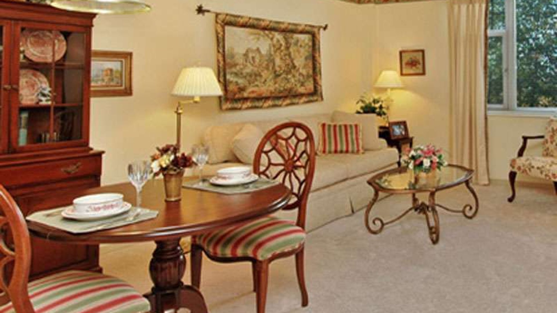 System.Collections.Generic.List`1[AFS.Common.Models.Photo] - Image 3