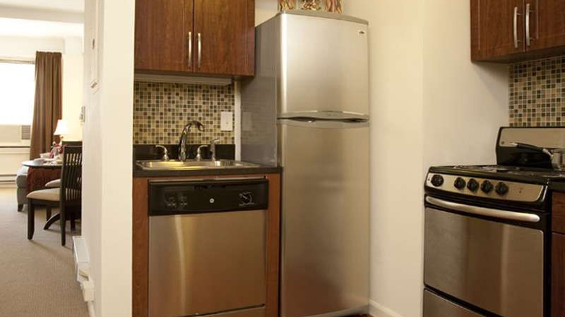 System.Collections.Generic.List`1[AFS.Common.Models.Photo] - Image 4