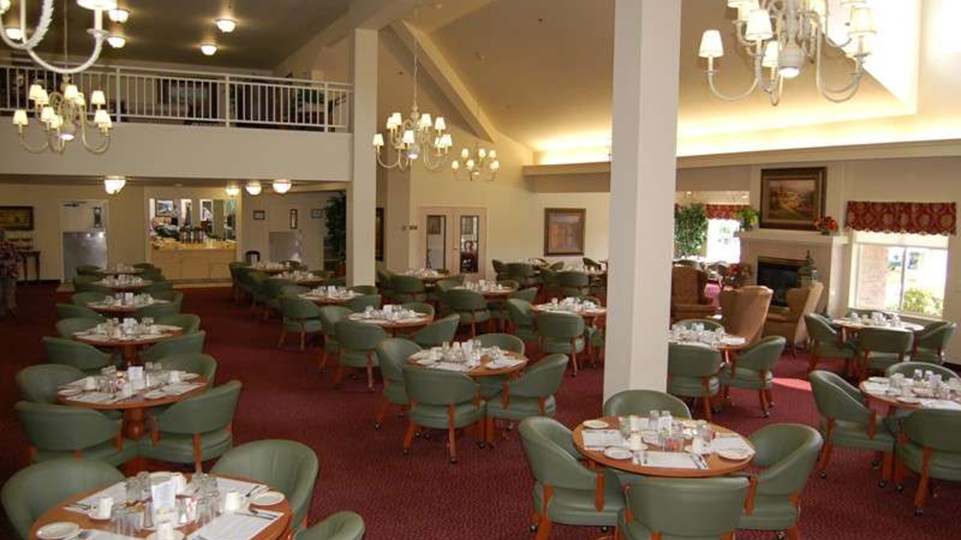 System.Collections.Generic.List`1[AFS.Common.Models.Photo] - Image 3