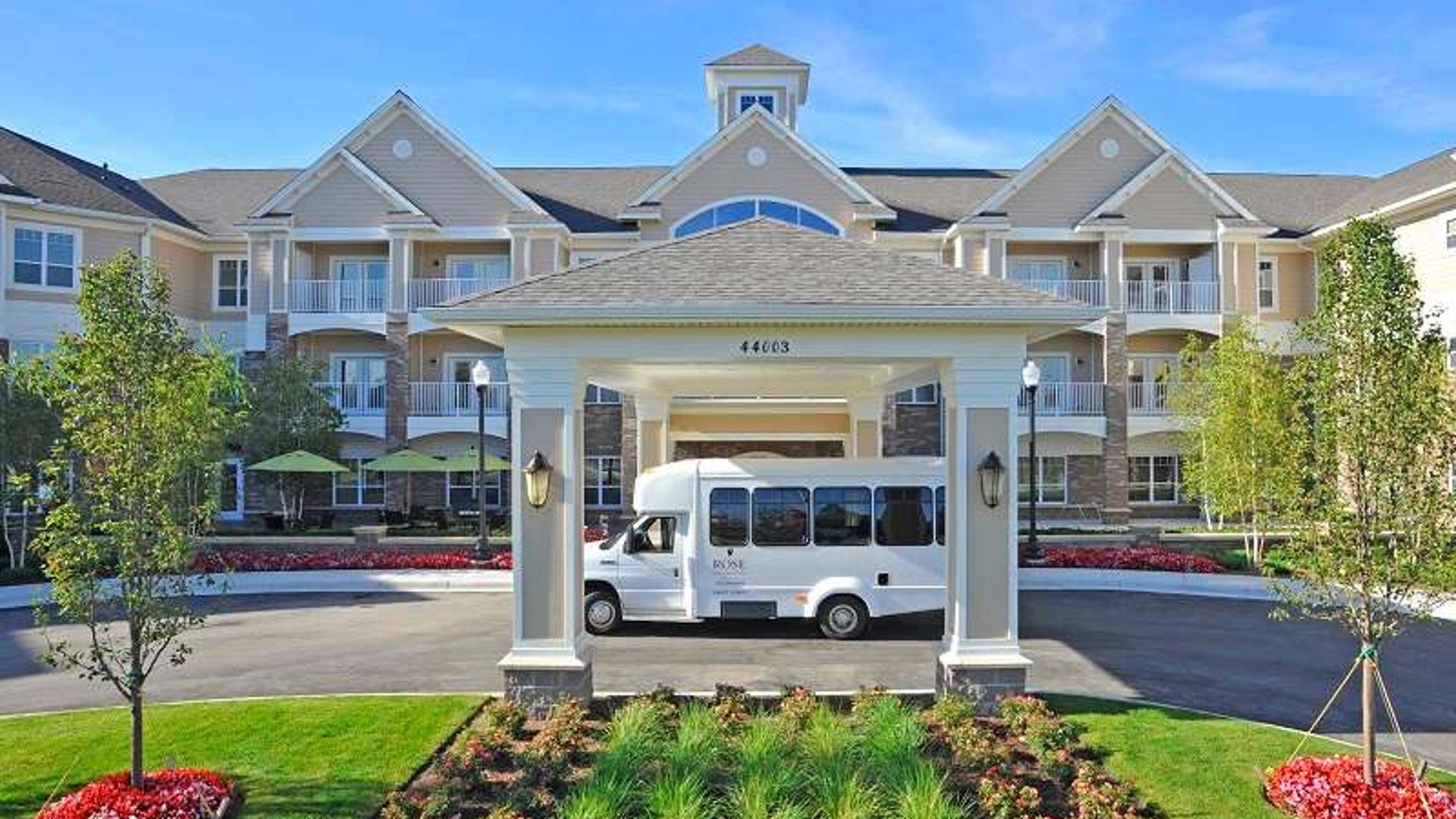 System.Collections.Generic.List`1[AFS.Common.Models.Photo] - Image 1