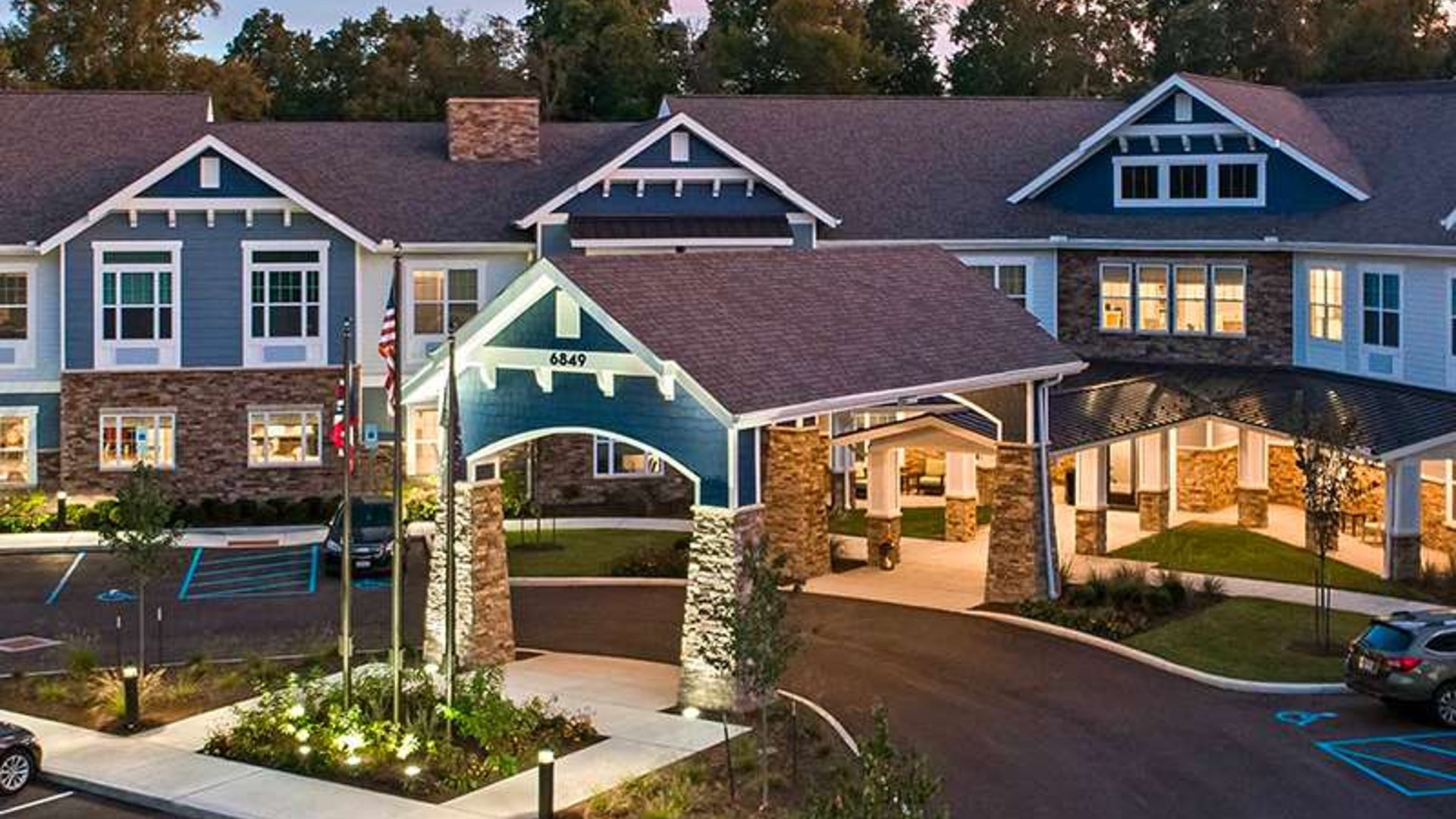 System.Collections.Generic.List`1[AFS.Common.Models.Photo] - Image 1