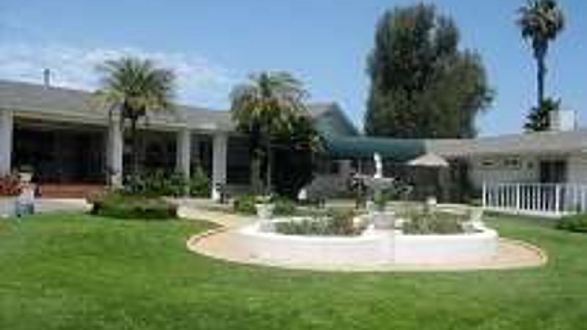 System.Collections.Generic.List`1[AFS.Common.Models.Photo] - Image 1