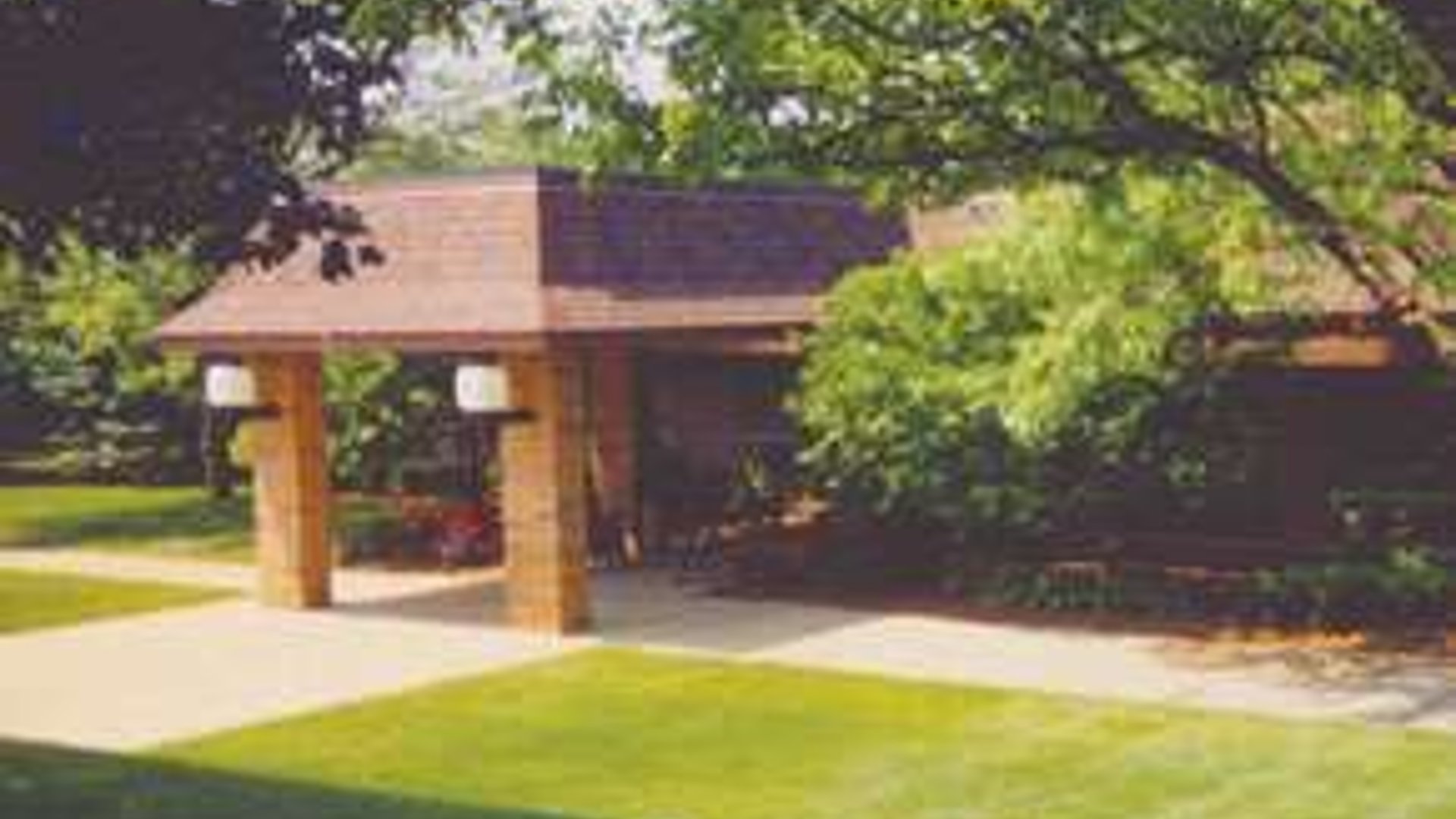 System.Collections.Generic.List`1[AFS.Common.Models.Photo] - Image 1