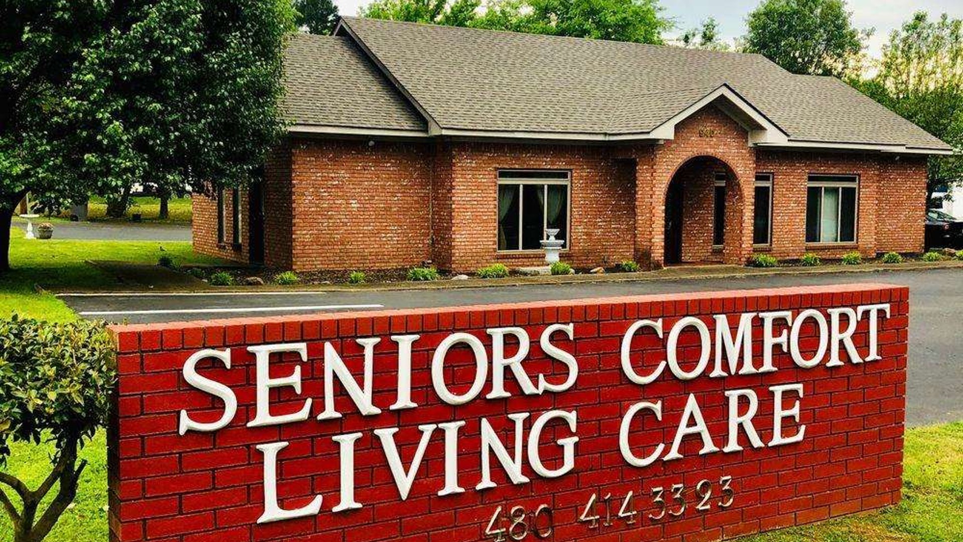 System.Collections.Generic.List`1[AFS.Common.Models.Photo] - Image 1