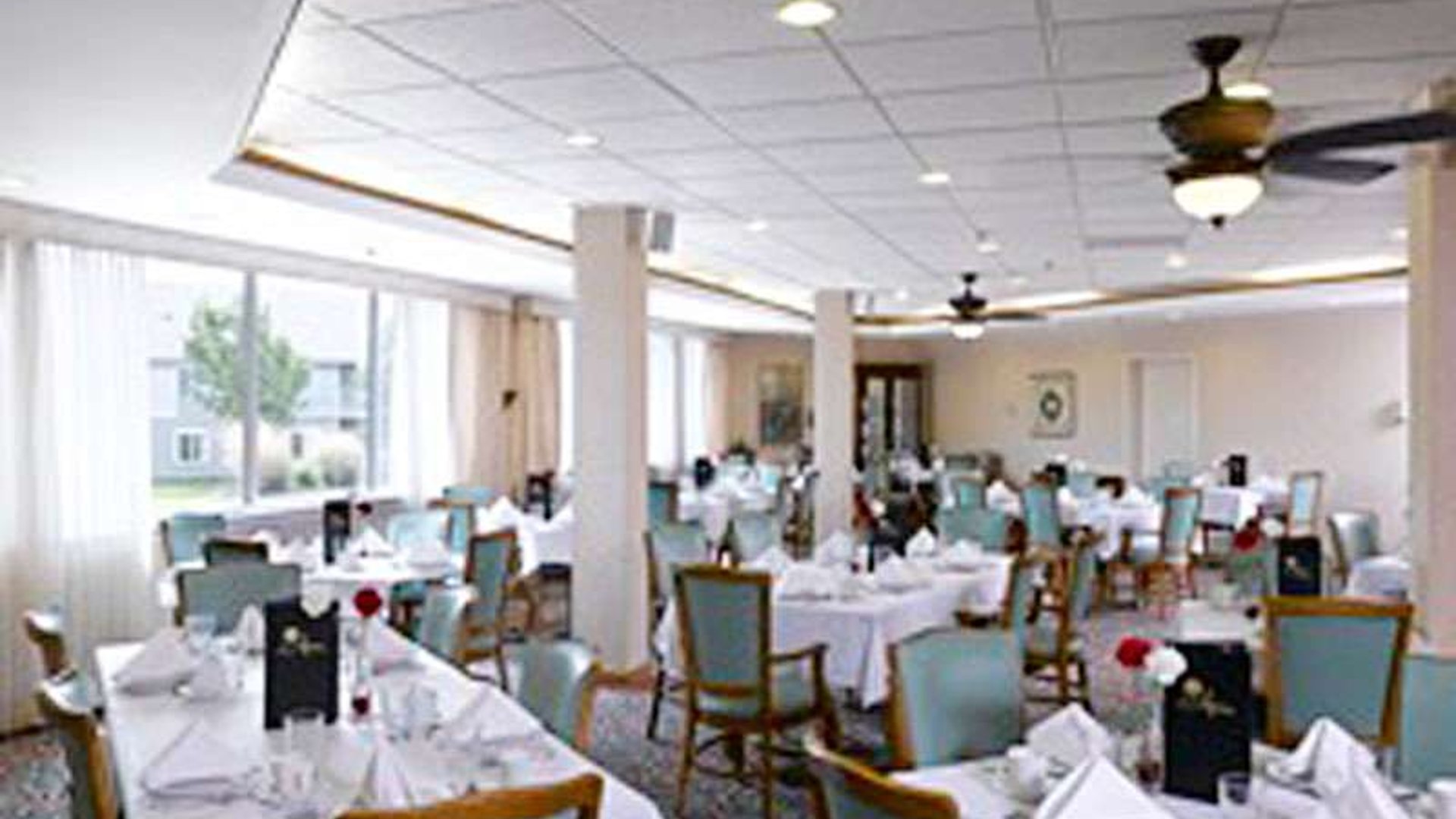 System.Collections.Generic.List`1[AFS.Common.Models.Photo] - Image 6