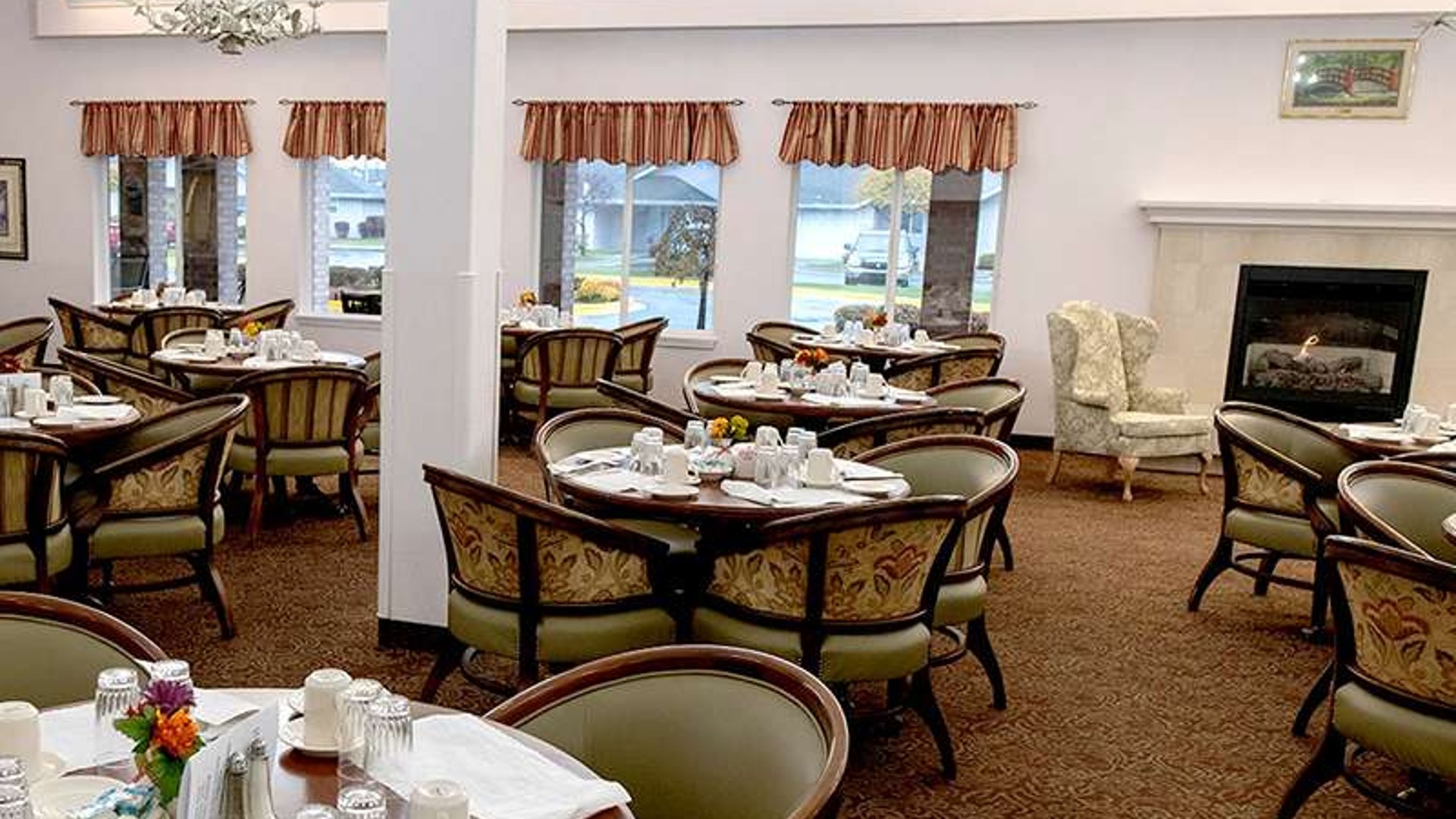 System.Collections.Generic.List`1[AFS.Common.Models.Photo] - Image 2