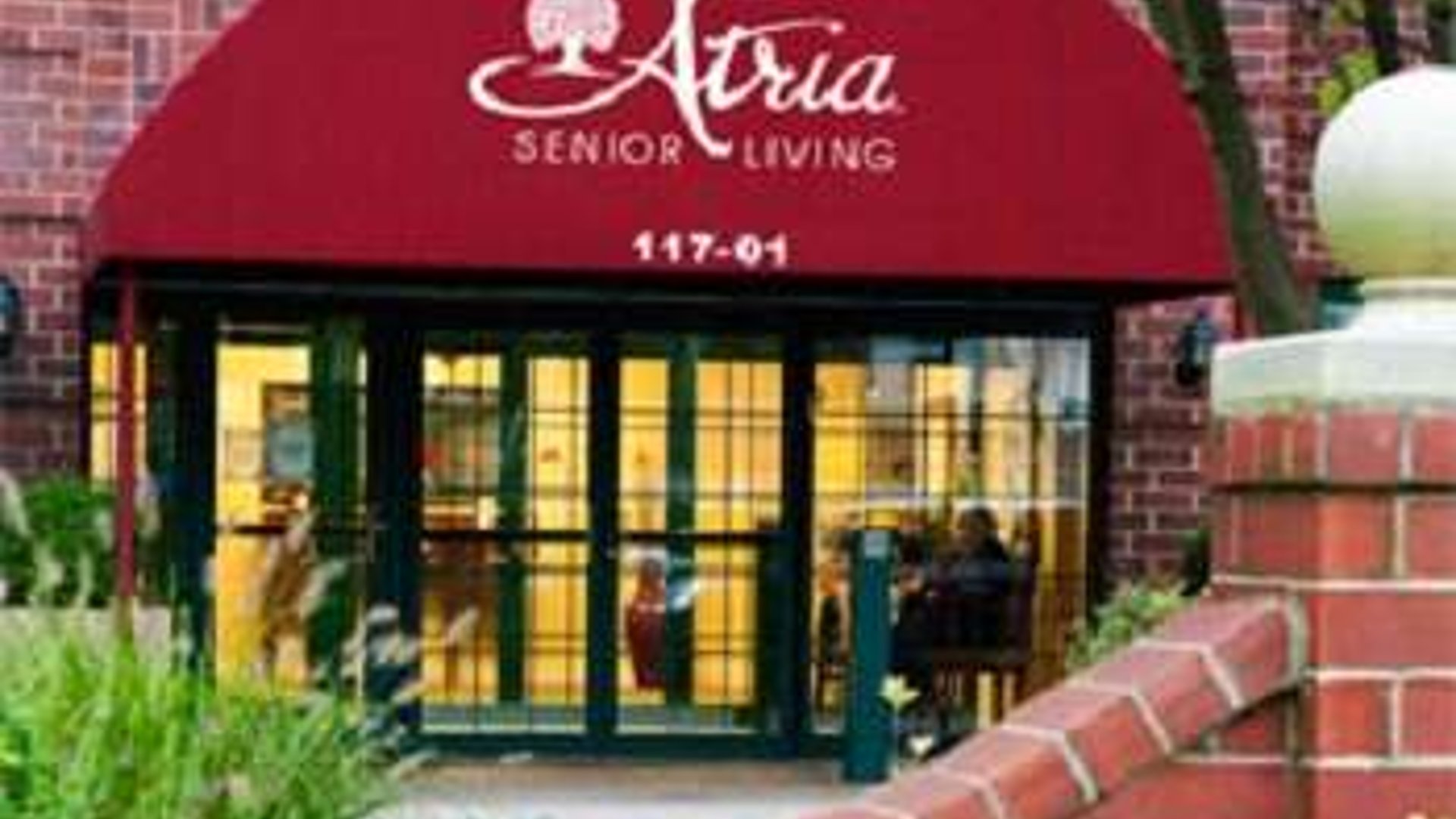 System.Collections.Generic.List`1[AFS.Common.Models.Photo] - Image 1