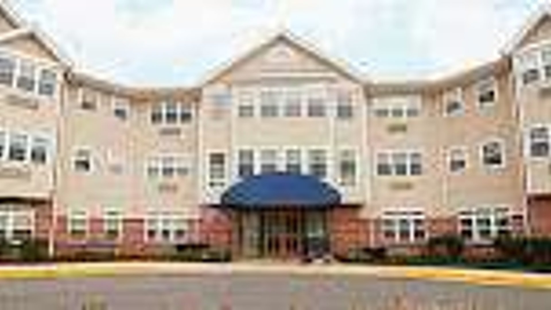 System.Collections.Generic.List`1[AFS.Common.Models.Photo] - Image 1