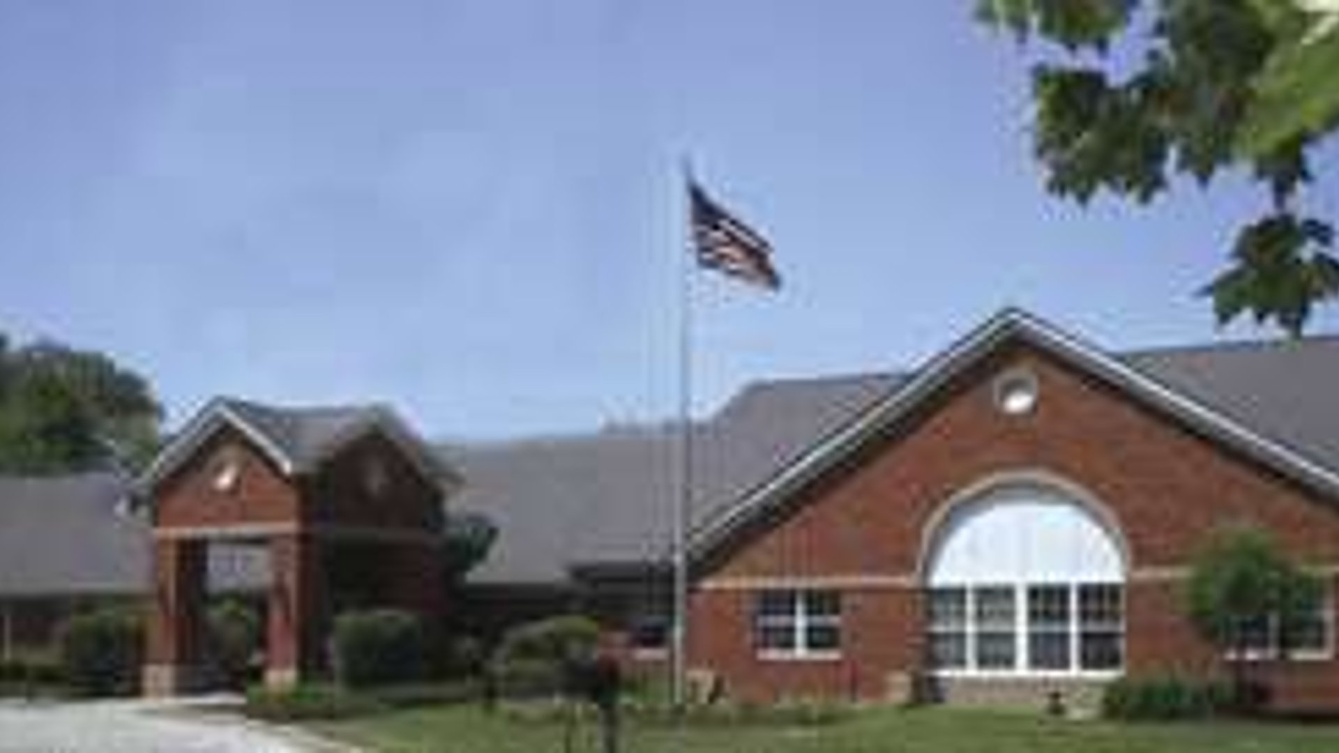 System.Collections.Generic.List`1[AFS.Common.Models.Photo] - Image 1