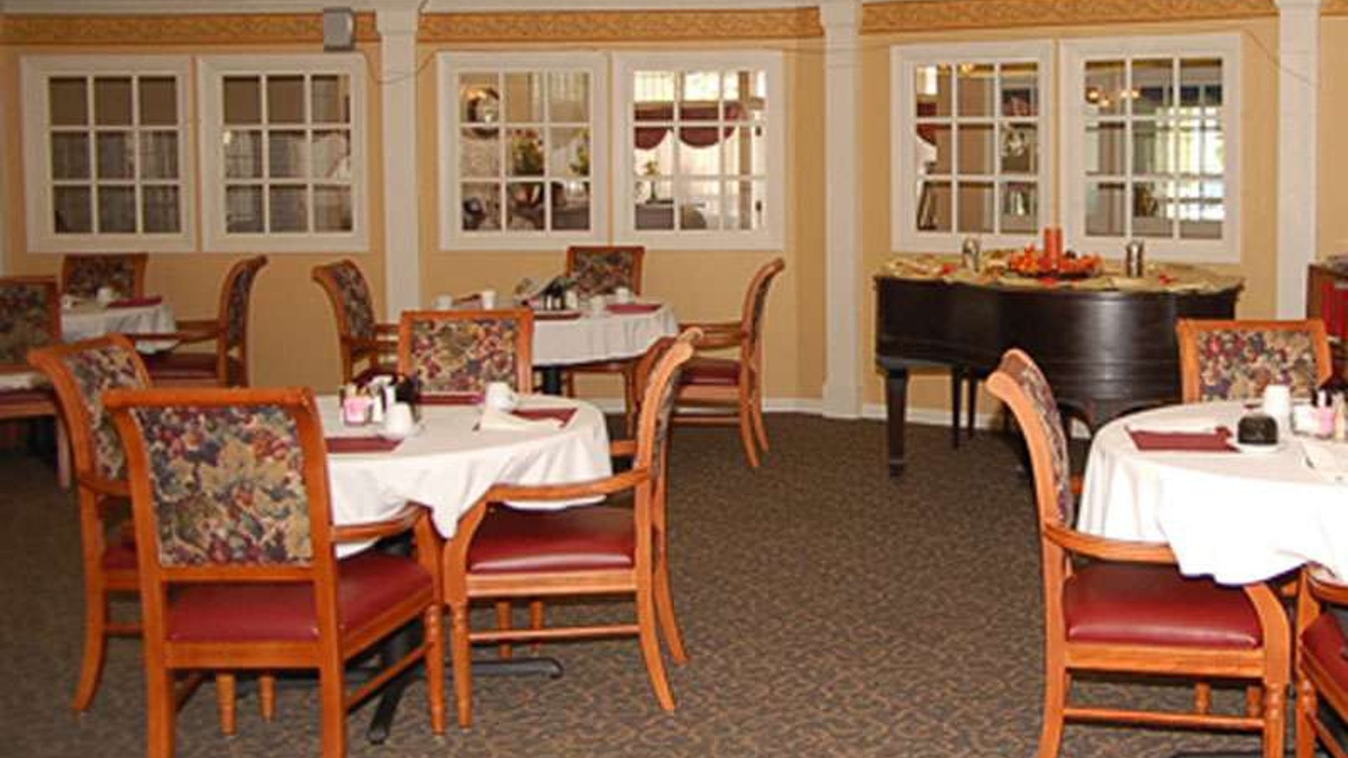 System.Collections.Generic.List`1[AFS.Common.Models.Photo] - Image 3