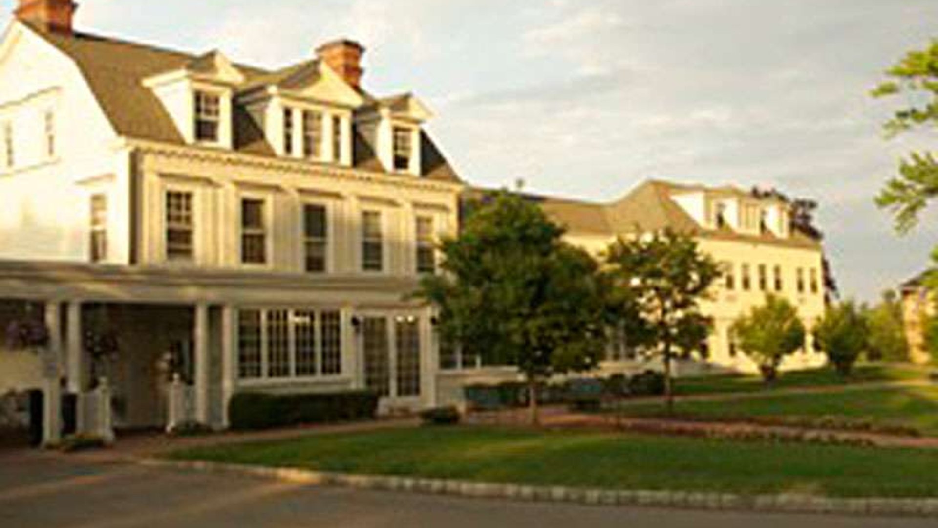 System.Collections.Generic.List`1[AFS.Common.Models.Photo] - Image 7