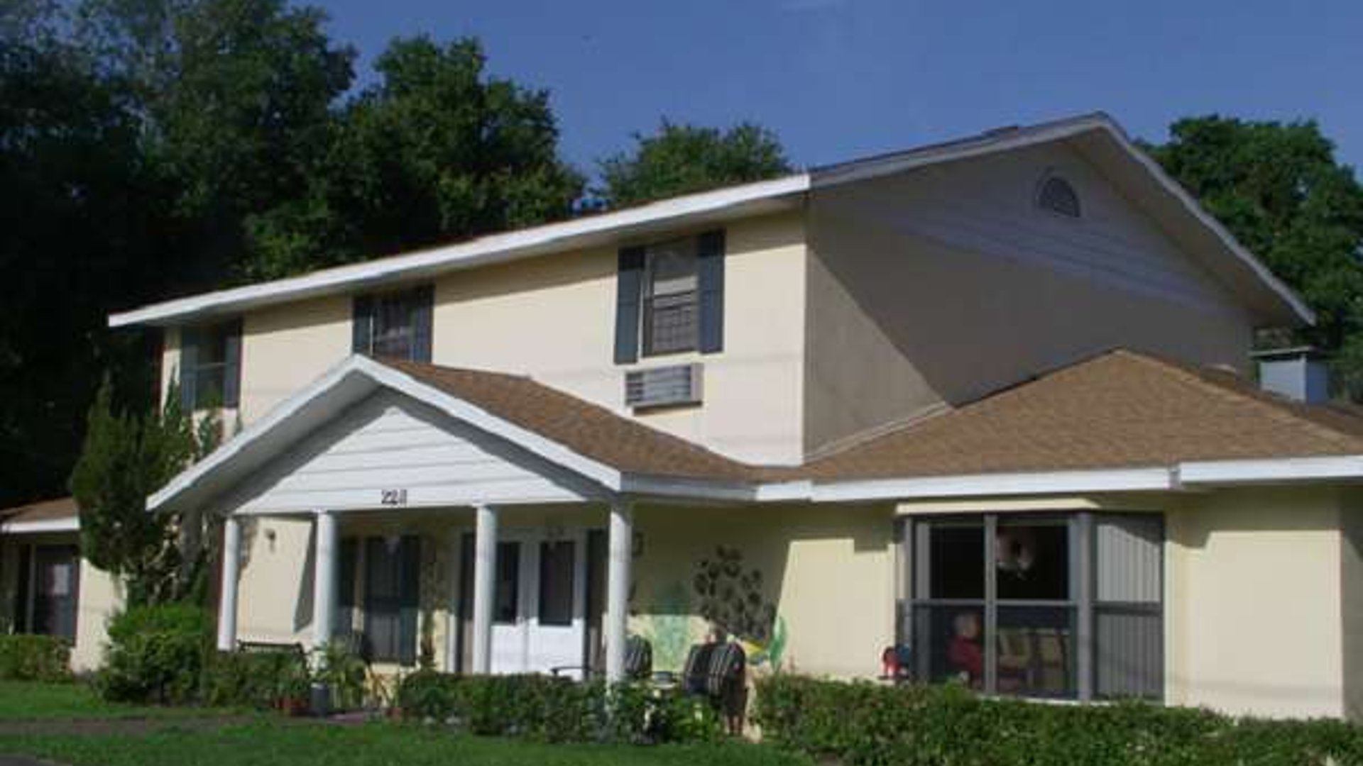 System.Collections.Generic.List`1[AFS.Common.Models.Photo] - Image 1