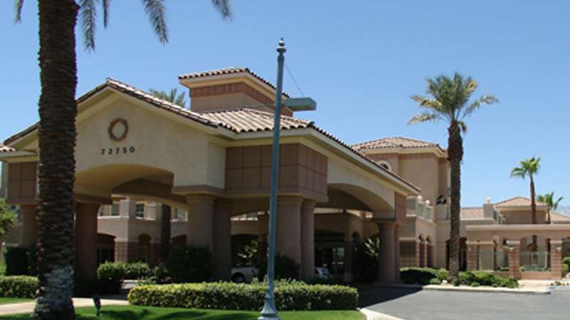 System.Collections.Generic.List`1[AFS.Common.Models.Photo] - Image 1