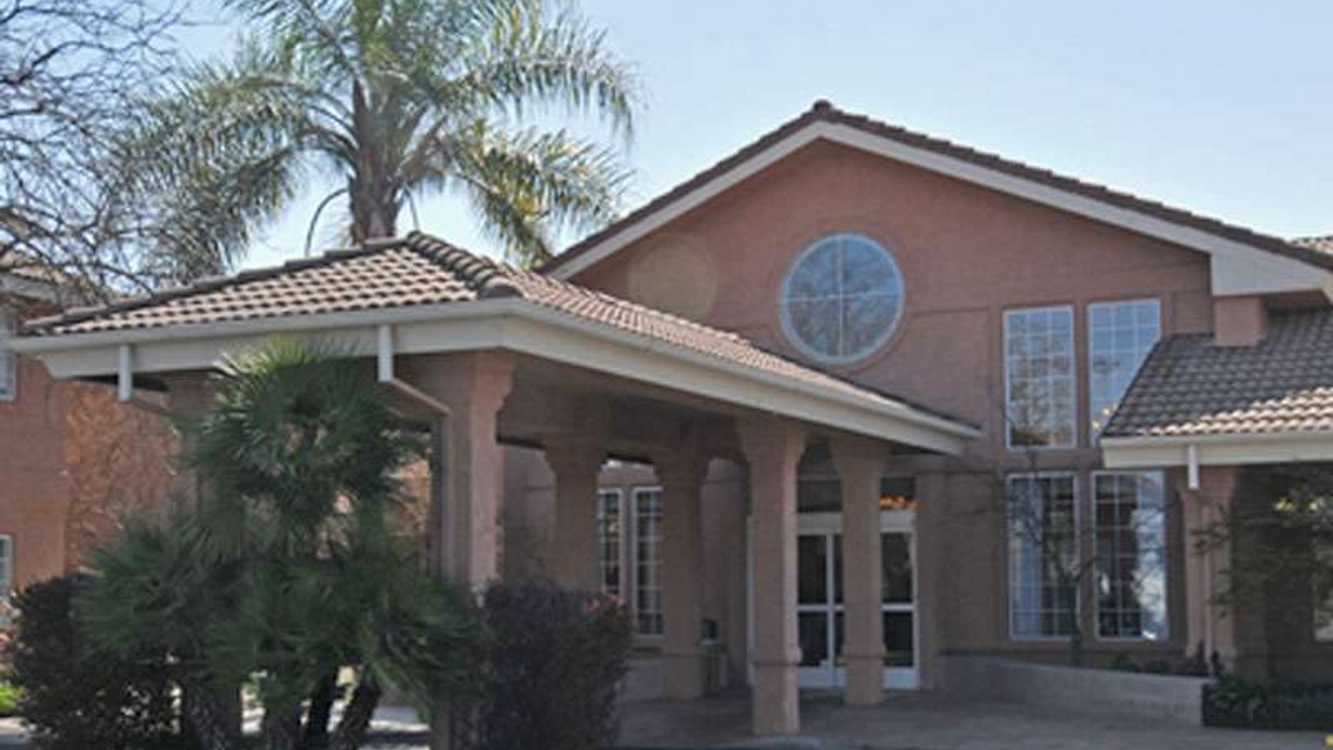 System.Collections.Generic.List`1[AFS.Common.Models.Photo] - Image 1