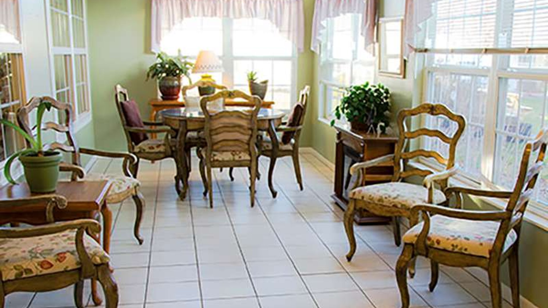 System.Collections.Generic.List`1[AFS.Common.Models.Photo] - Image 3