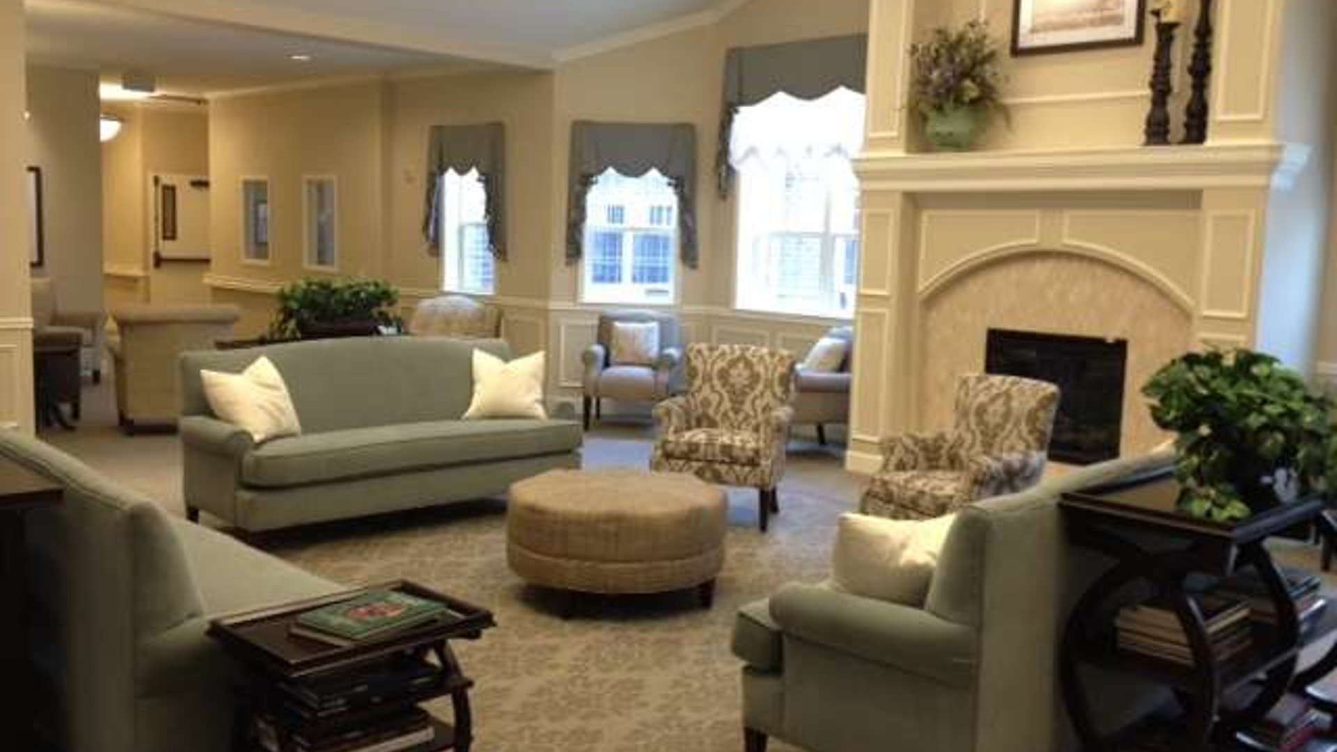 System.Collections.Generic.List`1[AFS.Common.Models.Photo] - Image 2