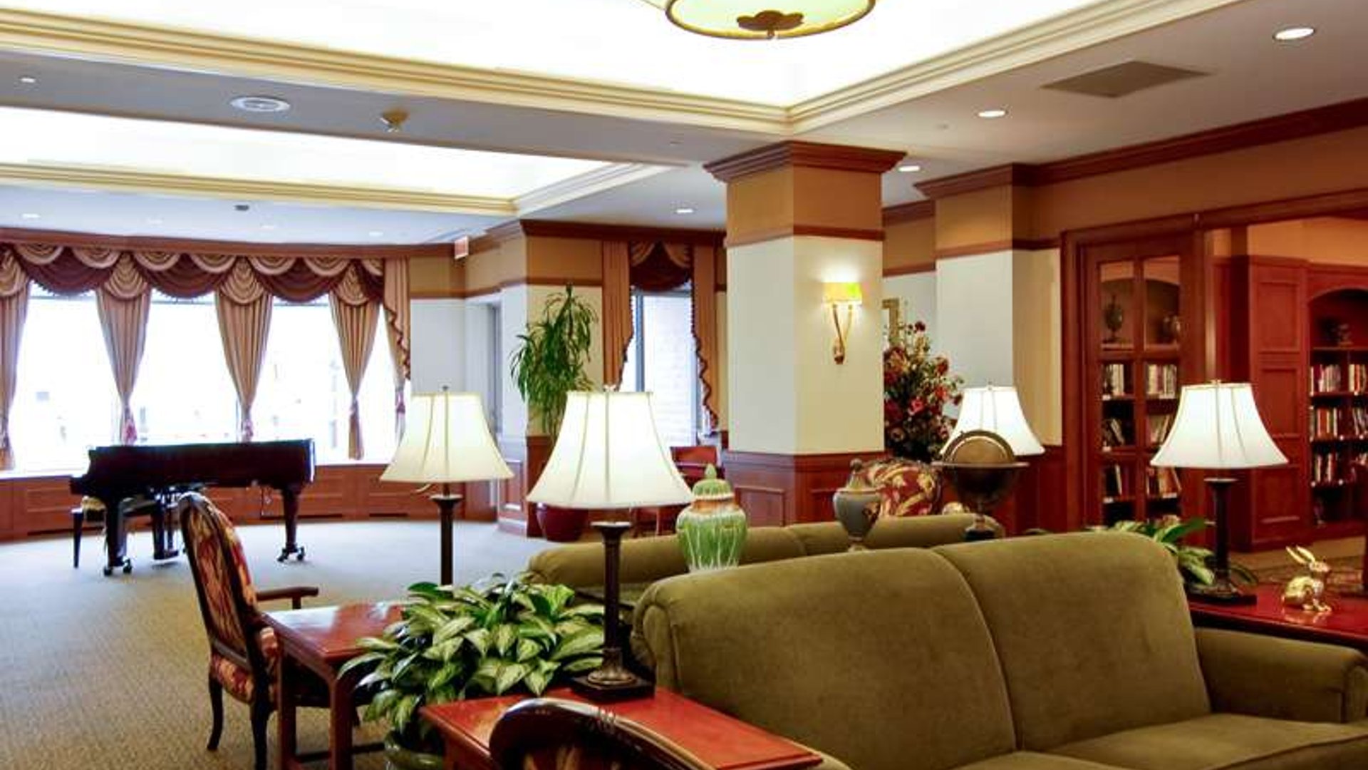 System.Collections.Generic.List`1[AFS.Common.Models.Photo] - Image 3