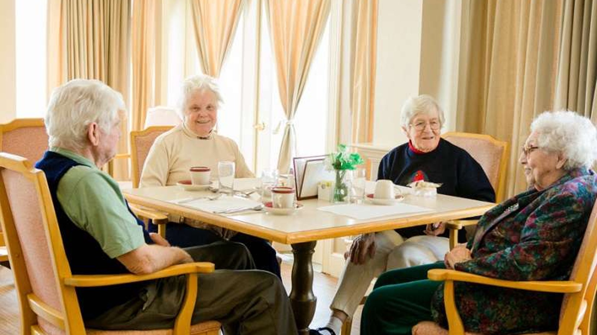 System.Collections.Generic.List`1[AFS.Common.Models.Photo] - Image 1