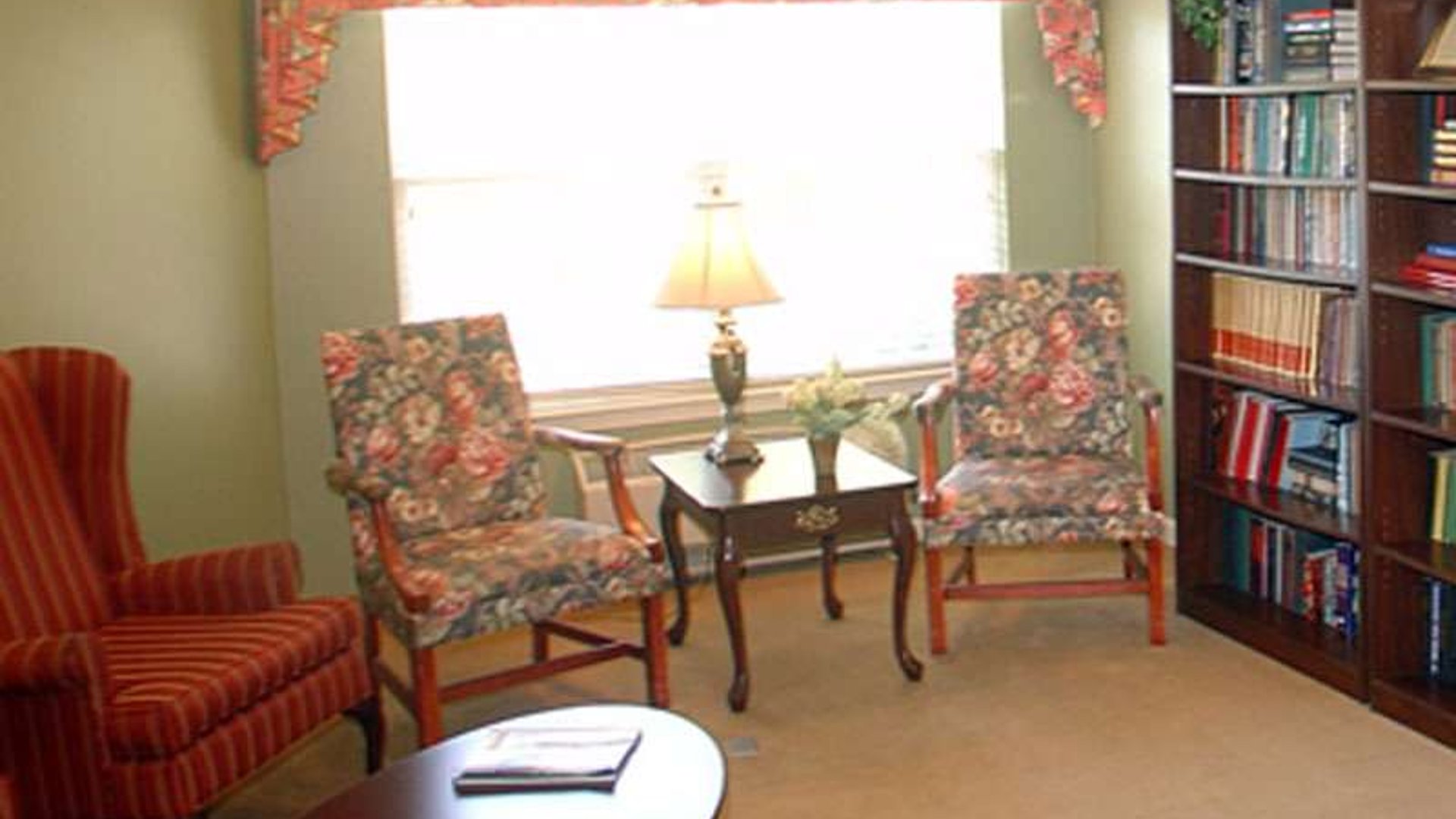 System.Collections.Generic.List`1[AFS.Common.Models.Photo] - Image 3