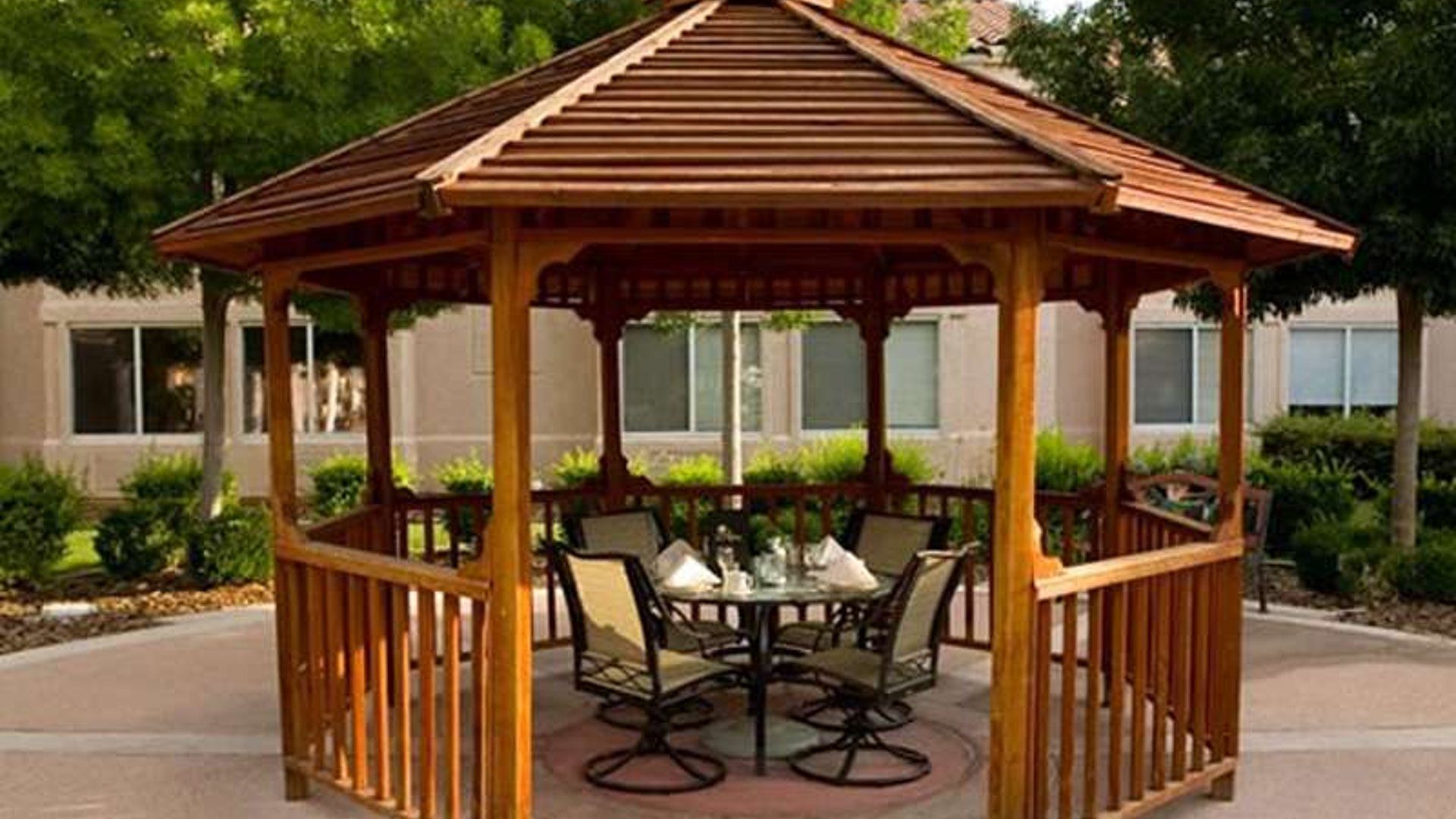 System.Collections.Generic.List`1[AFS.Common.Models.Photo] - Image 6