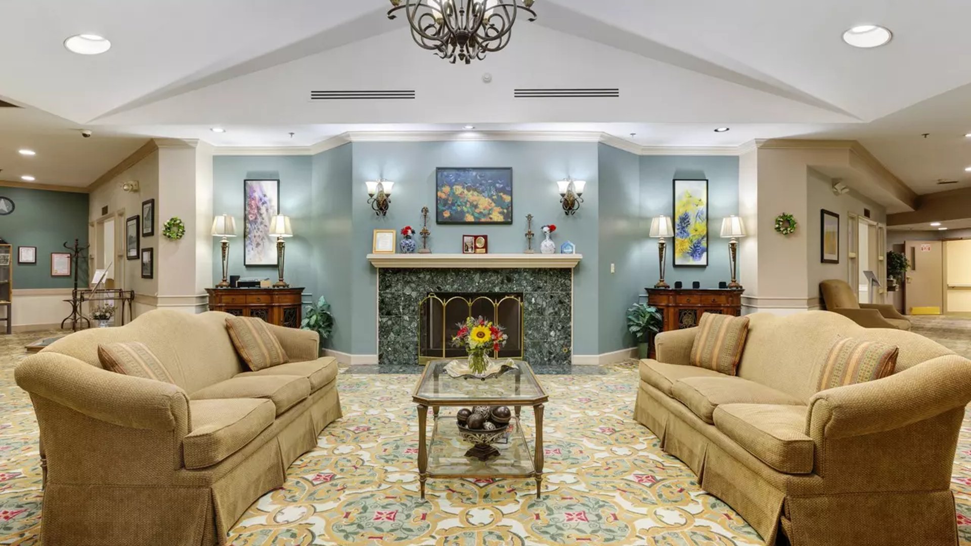 System.Collections.Generic.List`1[AFS.Common.Models.Photo] - Image 2