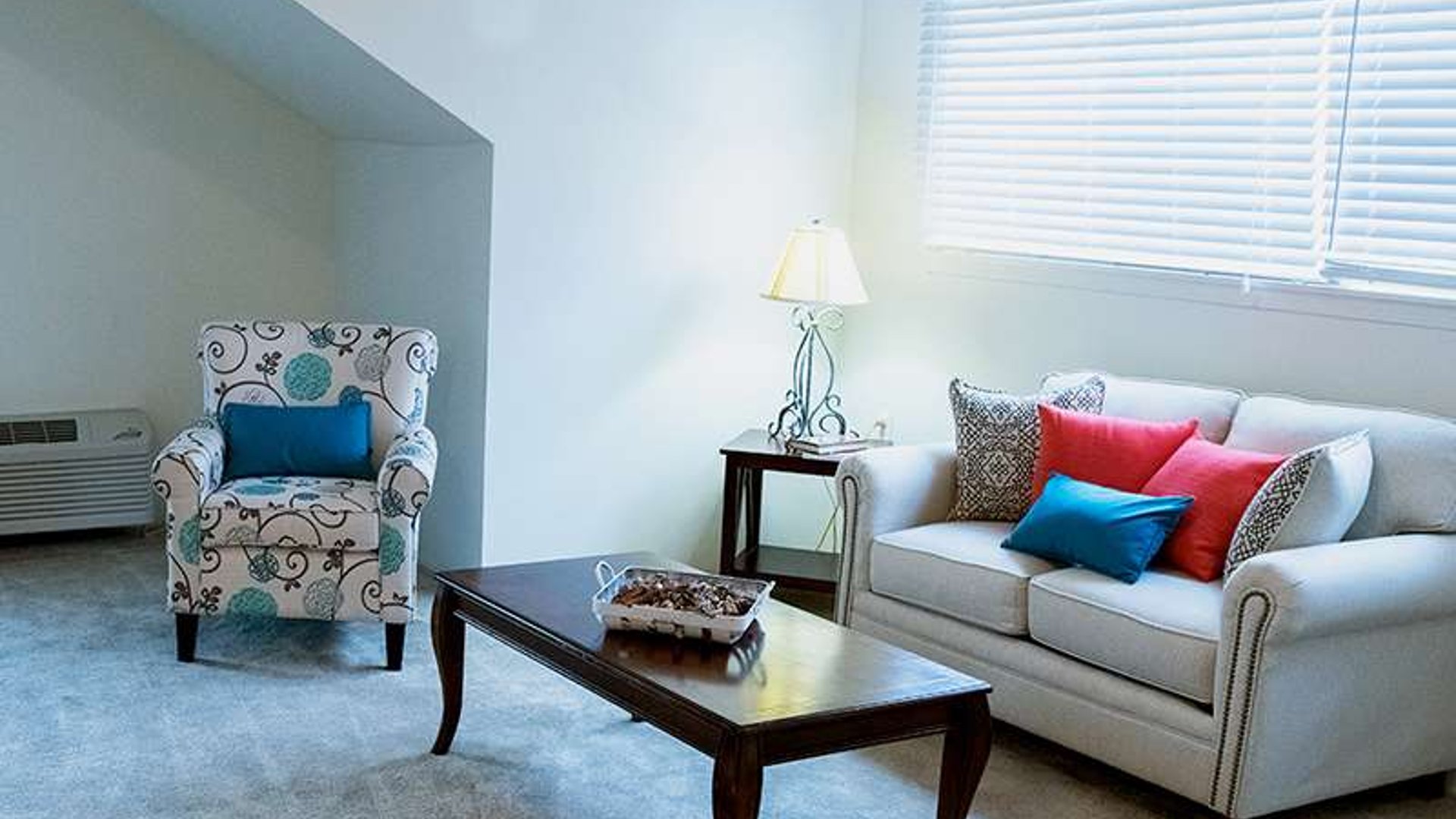 System.Collections.Generic.List`1[AFS.Common.Models.Photo] - Image 6