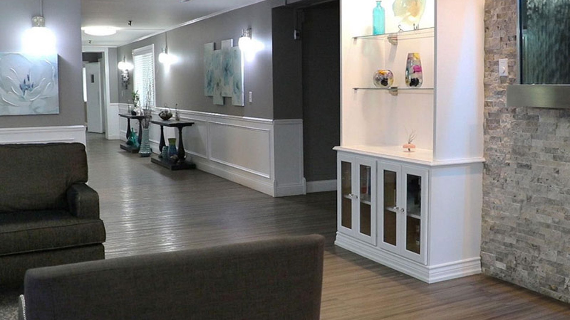 System.Collections.Generic.List`1[AFS.Common.Models.Photo] - Image 4