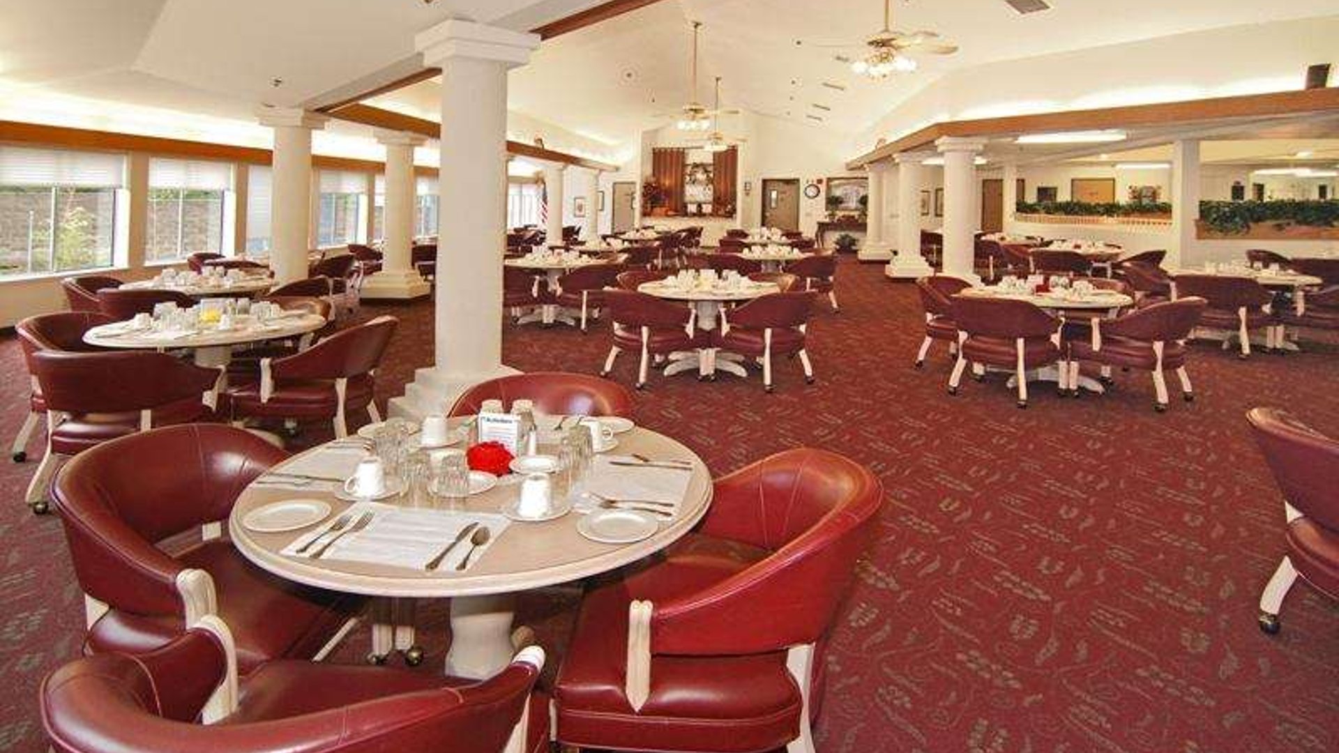 System.Collections.Generic.List`1[AFS.Common.Models.Photo] - Image 3