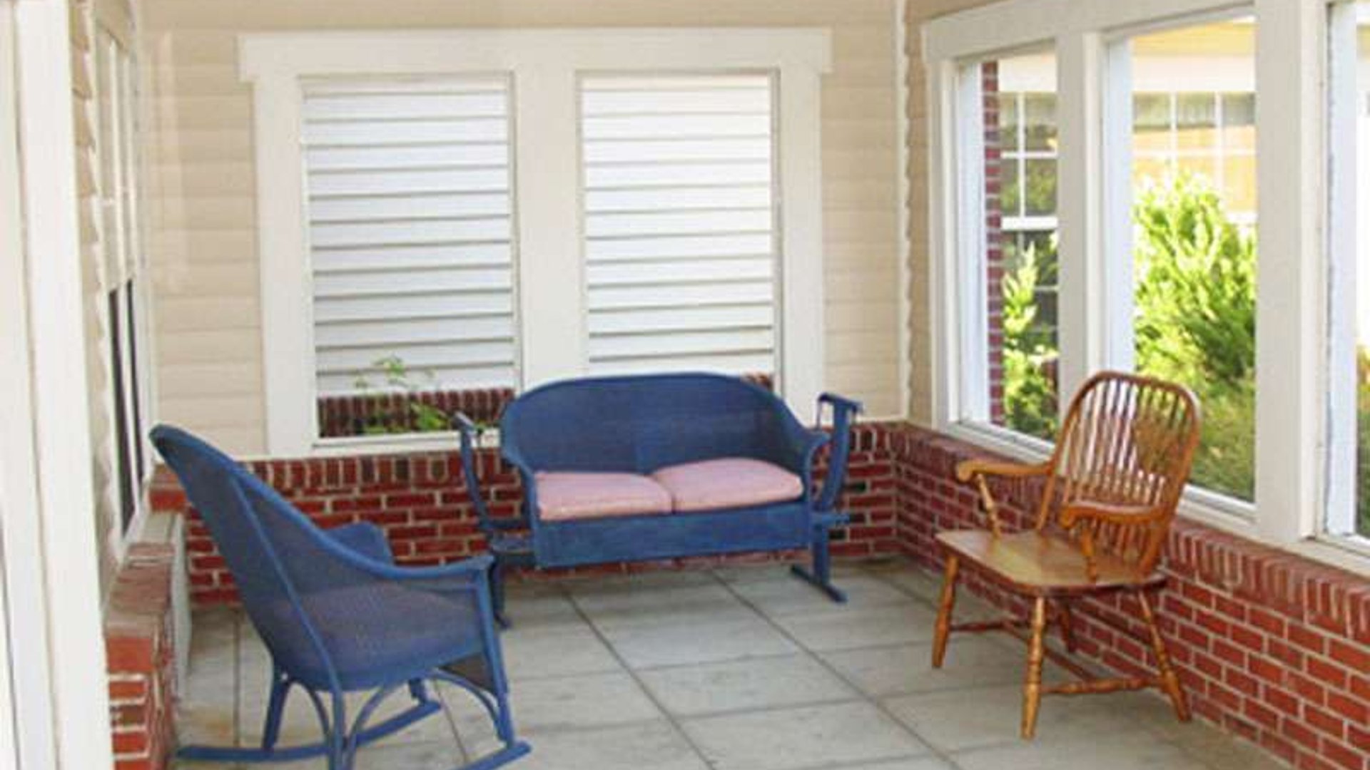 System.Collections.Generic.List`1[AFS.Common.Models.Photo] - Image 2